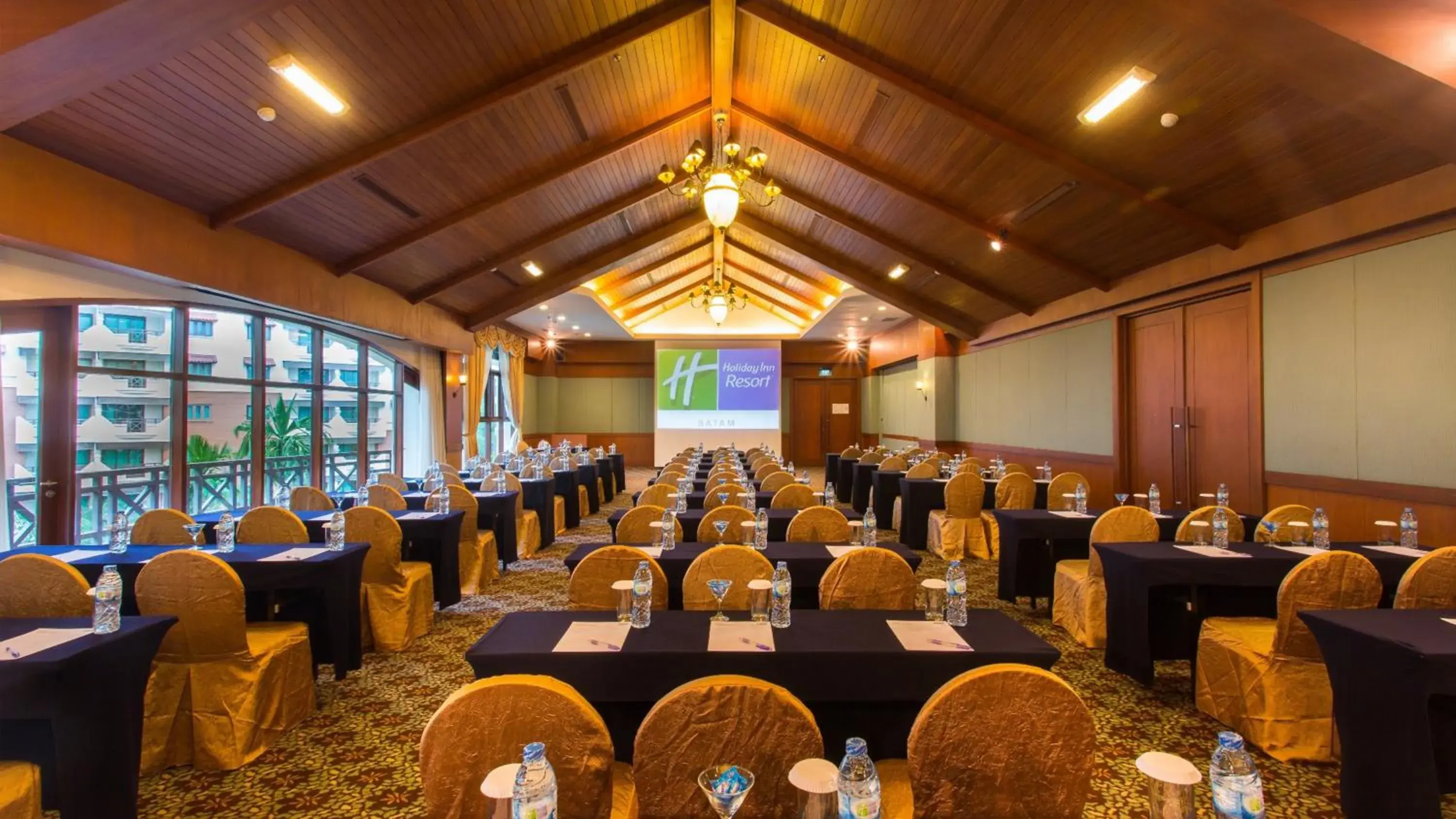 Meeting/conference room in Holiday Inn Resort Batam, an IHG Hotel