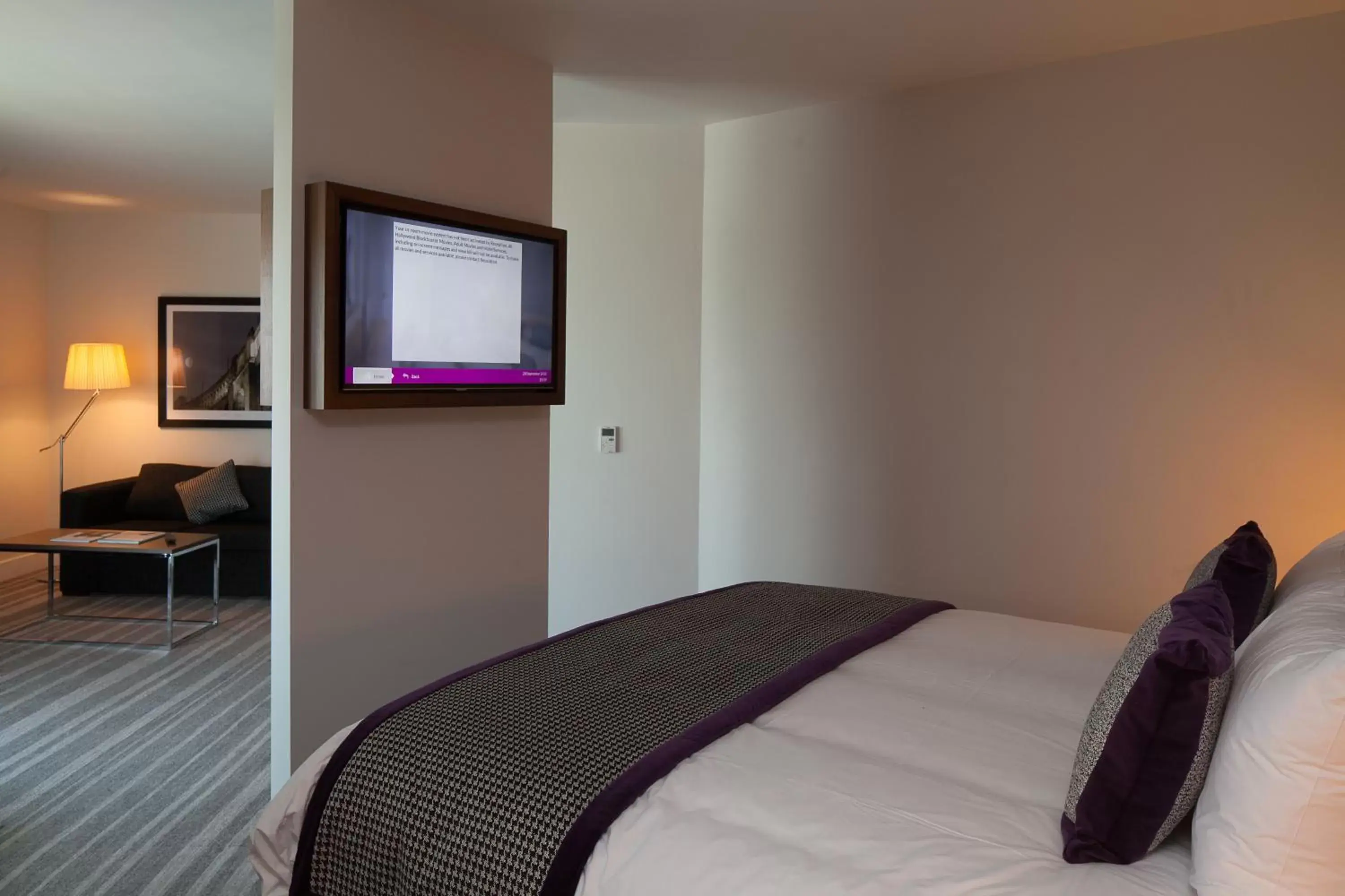 Bedroom, Bed in Crowne Plaza Newcastle - Stephenson Quarter, an IHG Hotel