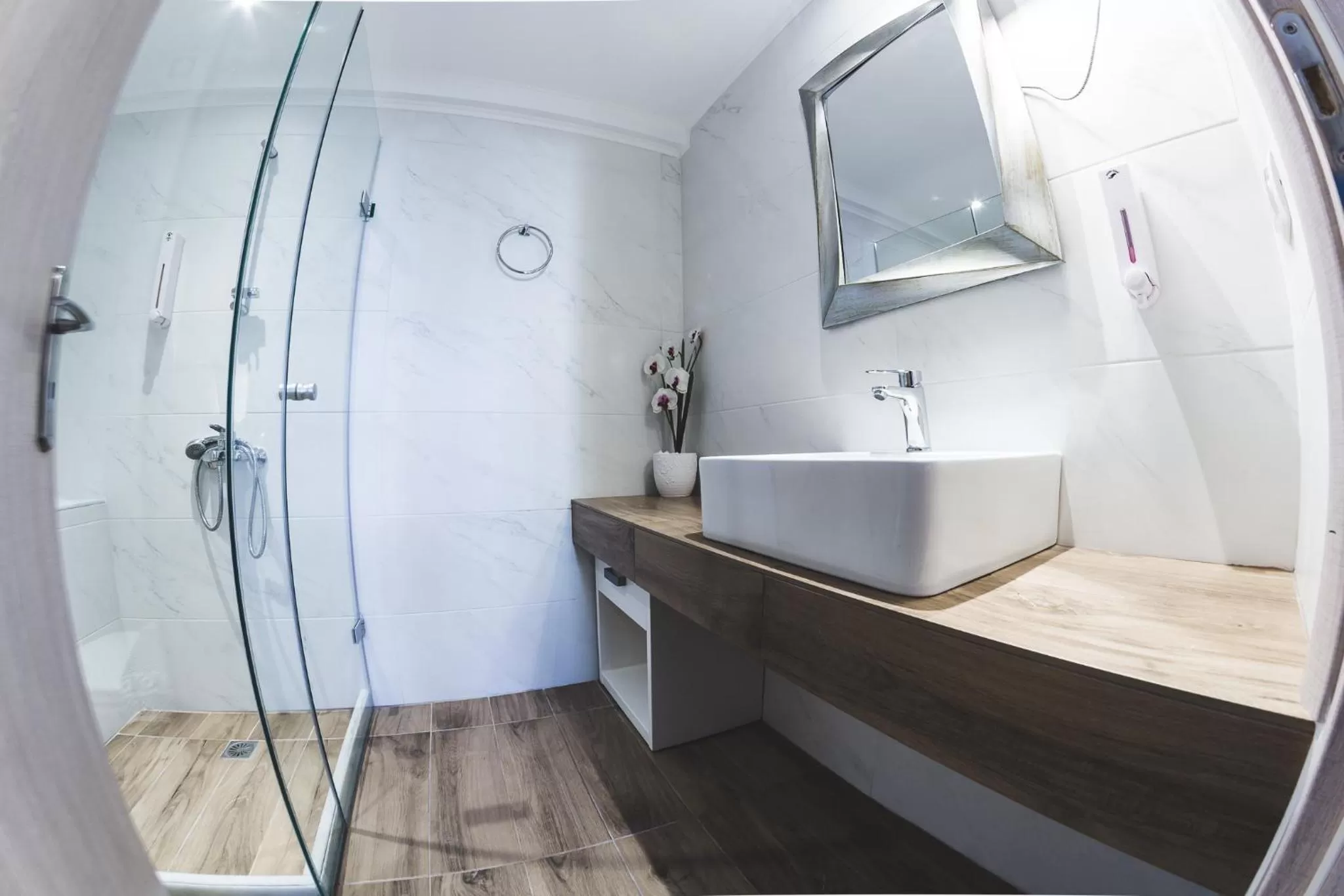 Shower in Dome Rooms Downtown