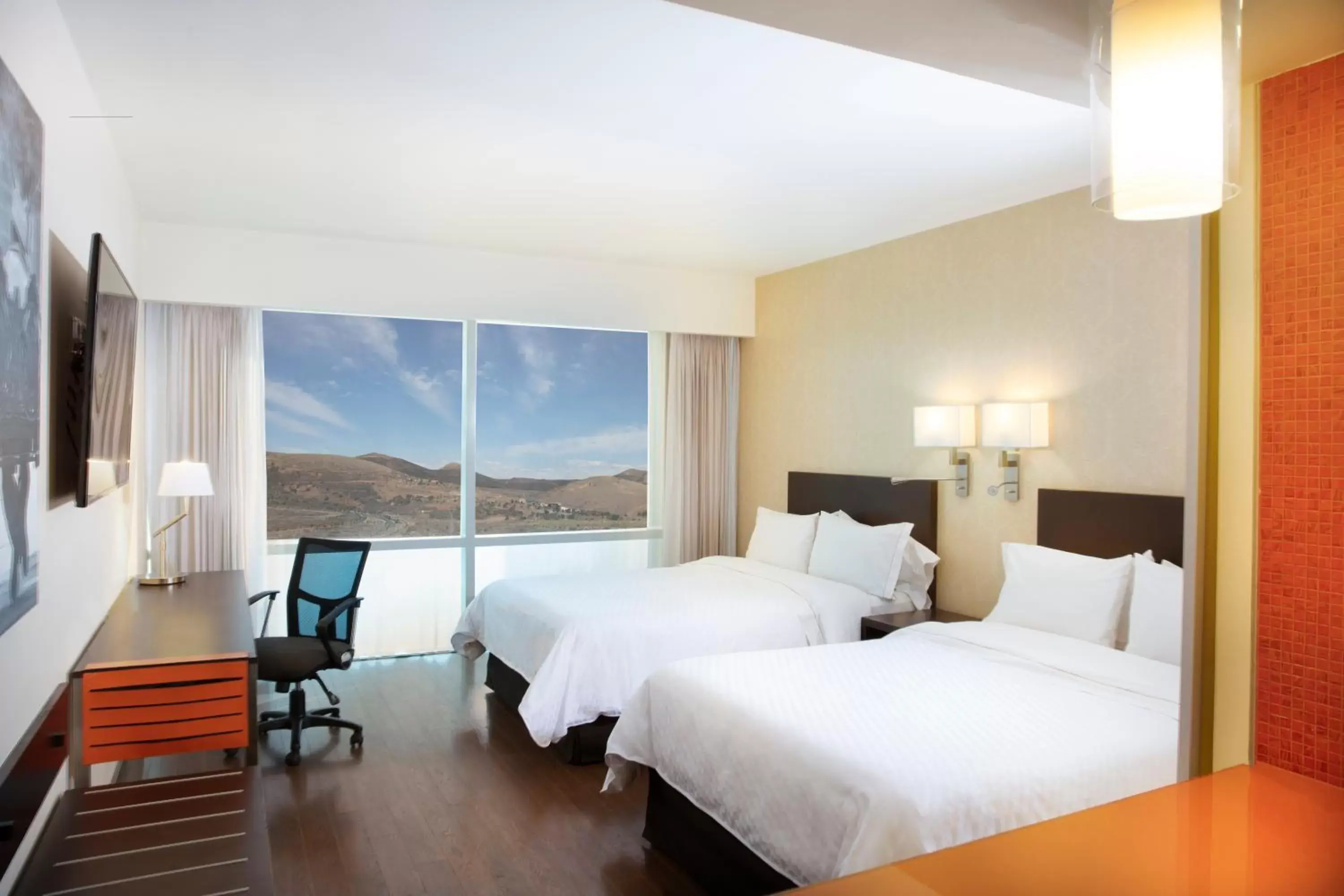 Photo of the whole room, Mountain View in Fiesta Inn Zacatecas