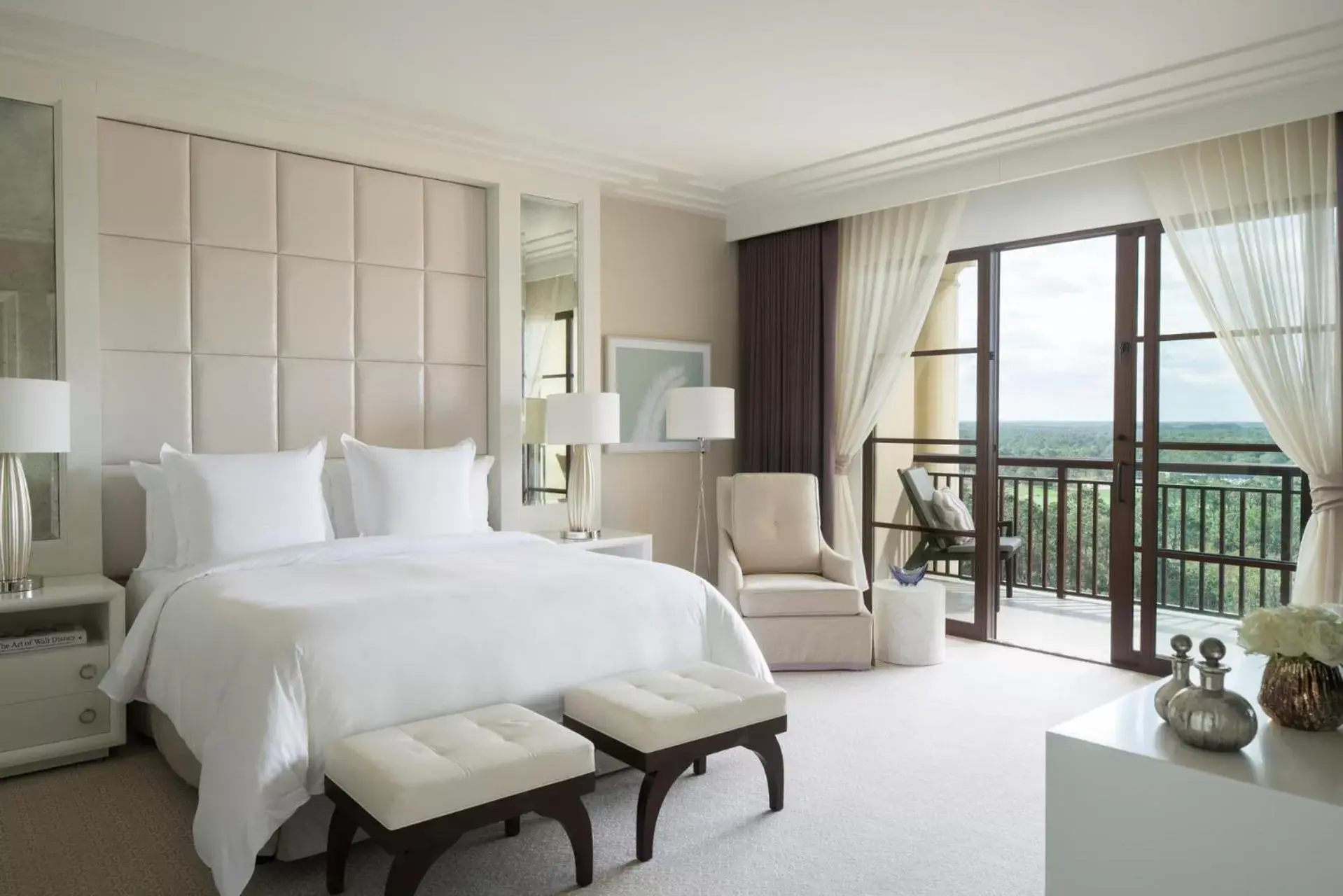 Photo of the whole room, Bed in Four Seasons Resort Orlando at Walt Disney World Resort