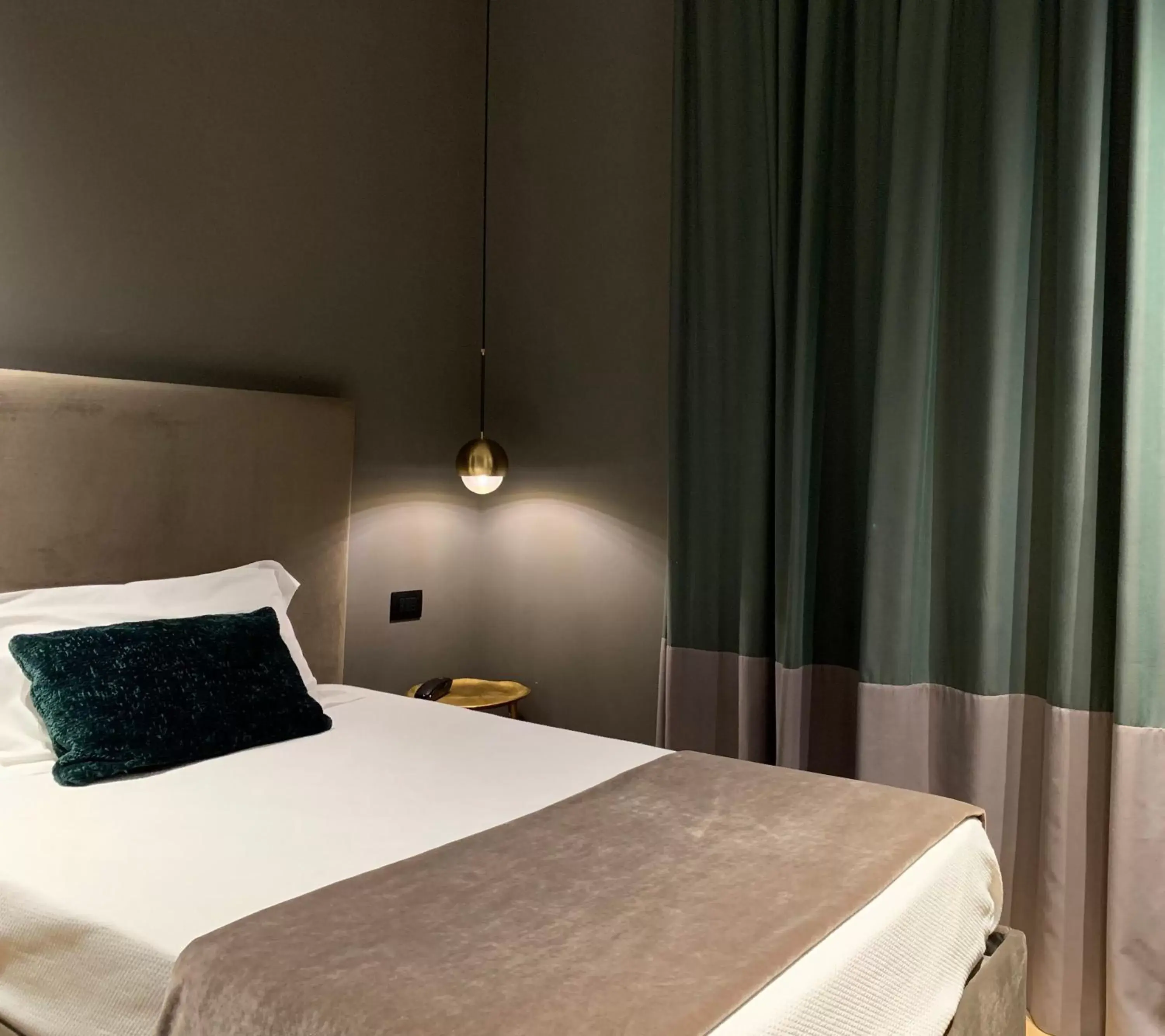 Single Room in Re Sale Boutique Hotel Single Room in Re Sale Boutique Hotel