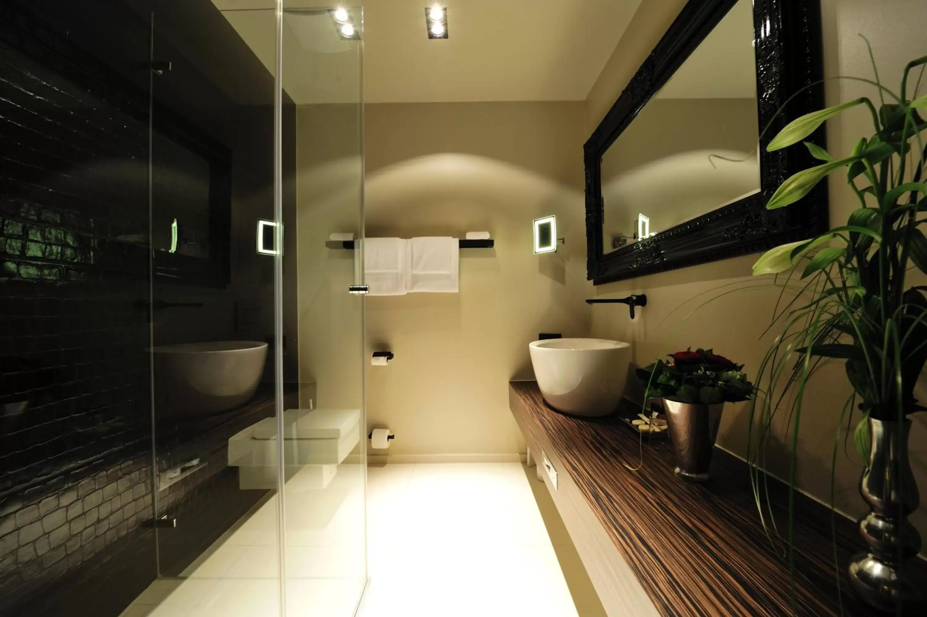 Bathroom in Stage 47