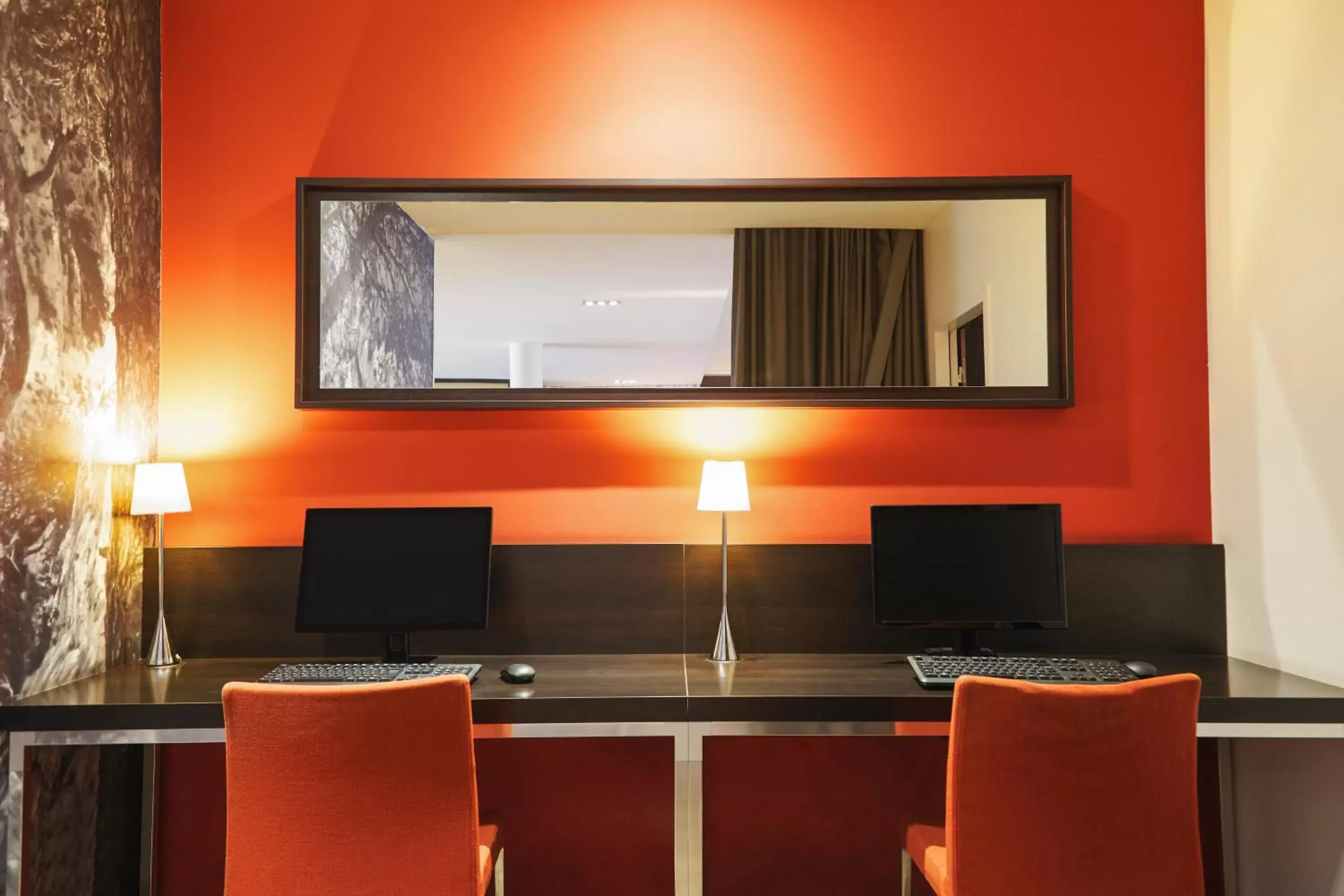 Business facilities in Aparthotel Adagio Marseille Timone