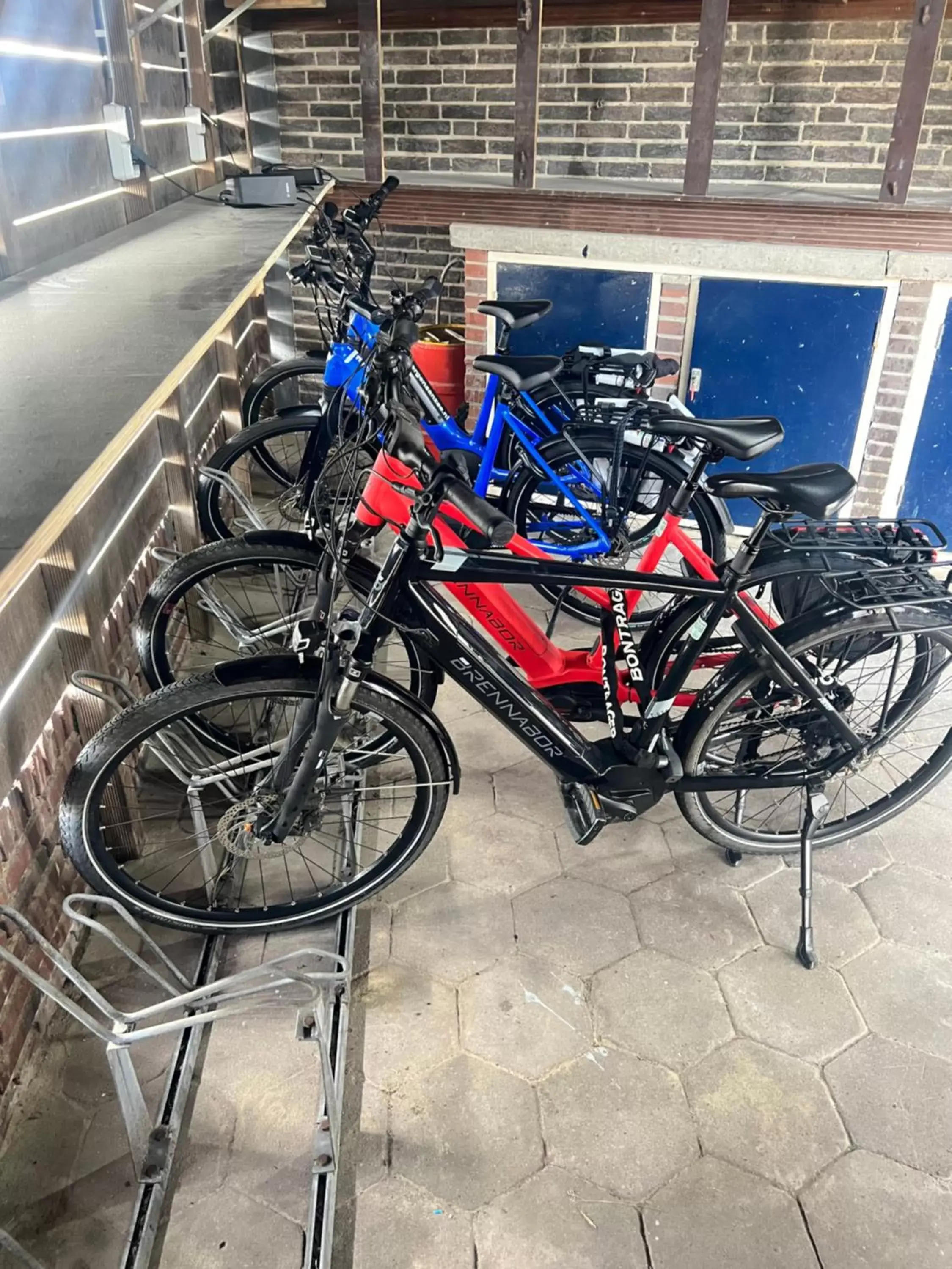 Cycling, Biking in Neptunus Appartementen