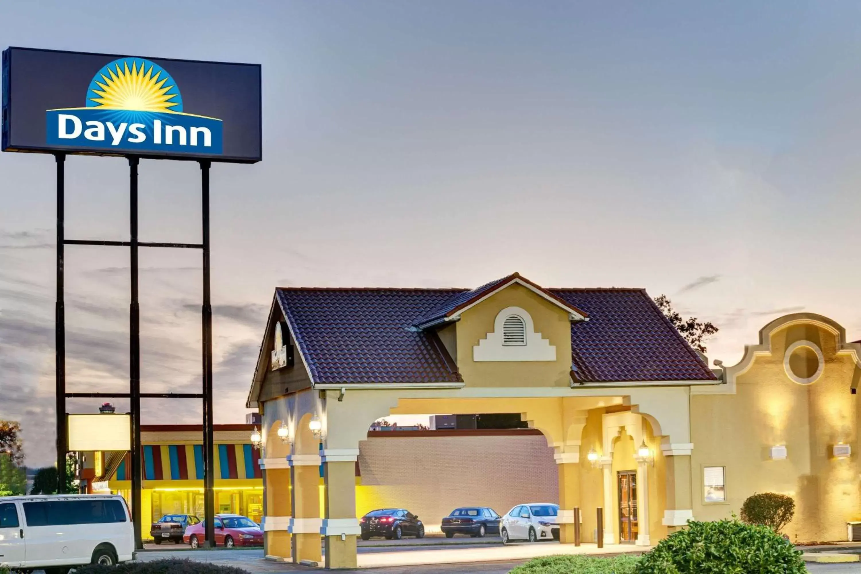 Property building in Days Inn by Wyndham Louisville Airport Fair and Expo Center