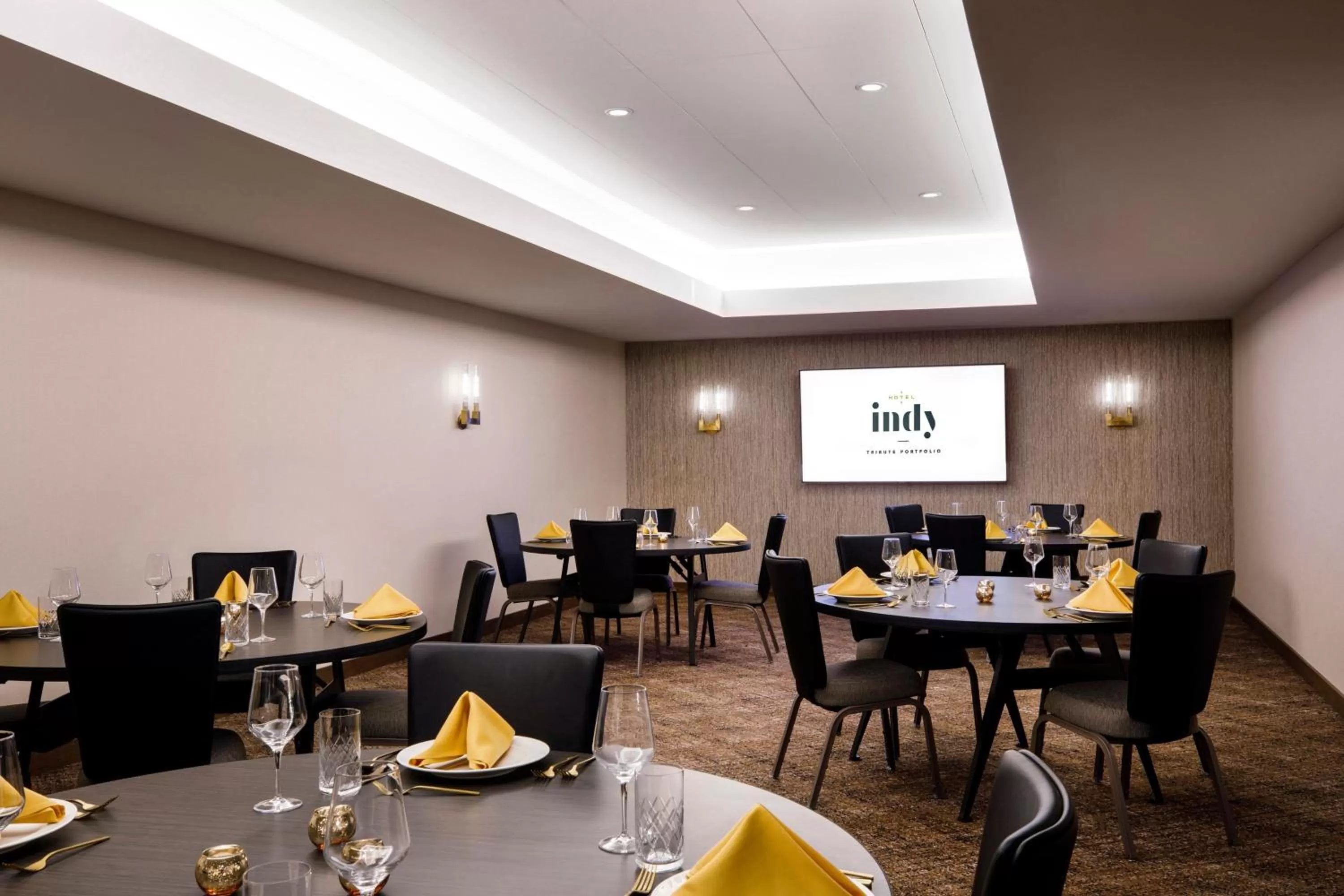 Meeting/conference room in Hotel Indy, Indianapolis, a Tribute Portfolio Hotel