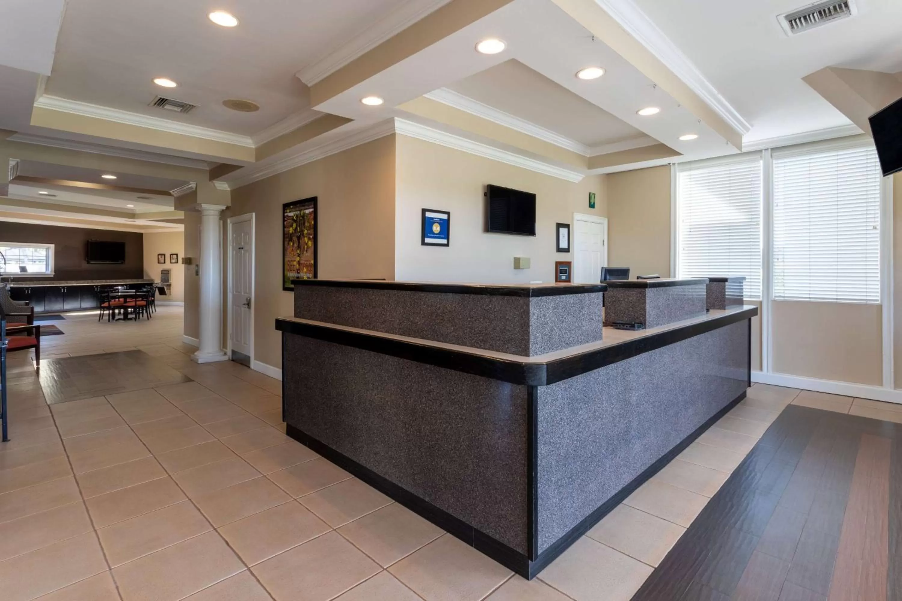 Lobby or reception in Travelodge by Wyndham Lakeland