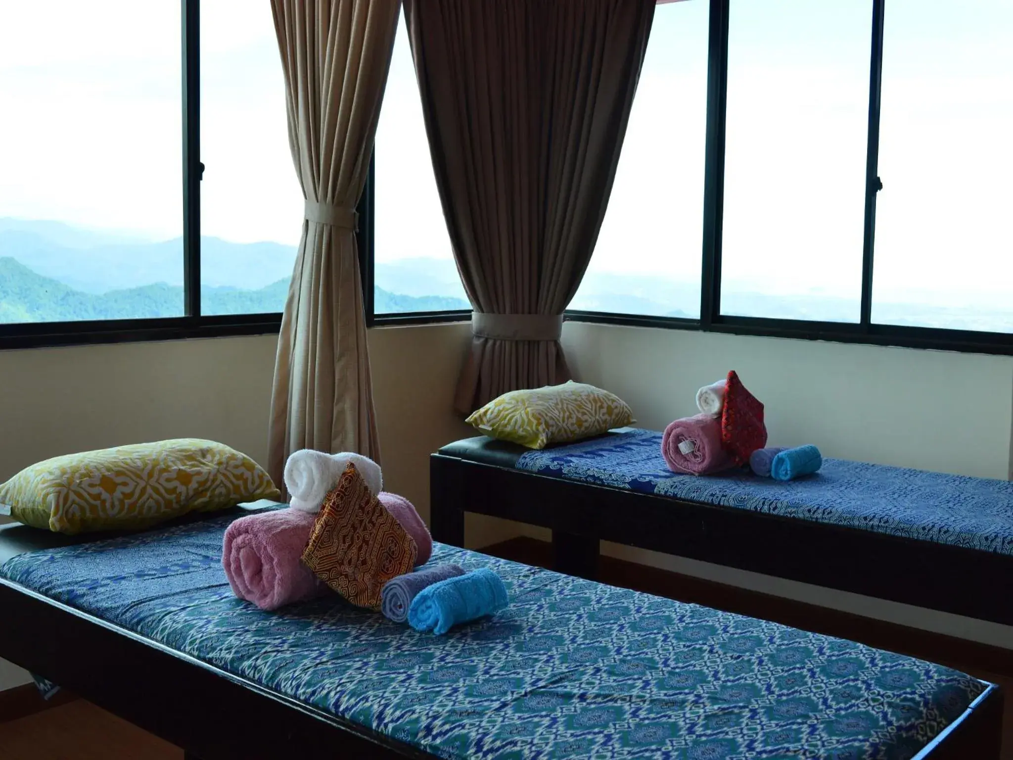 Massage in Kasih Sayang Hill Resort