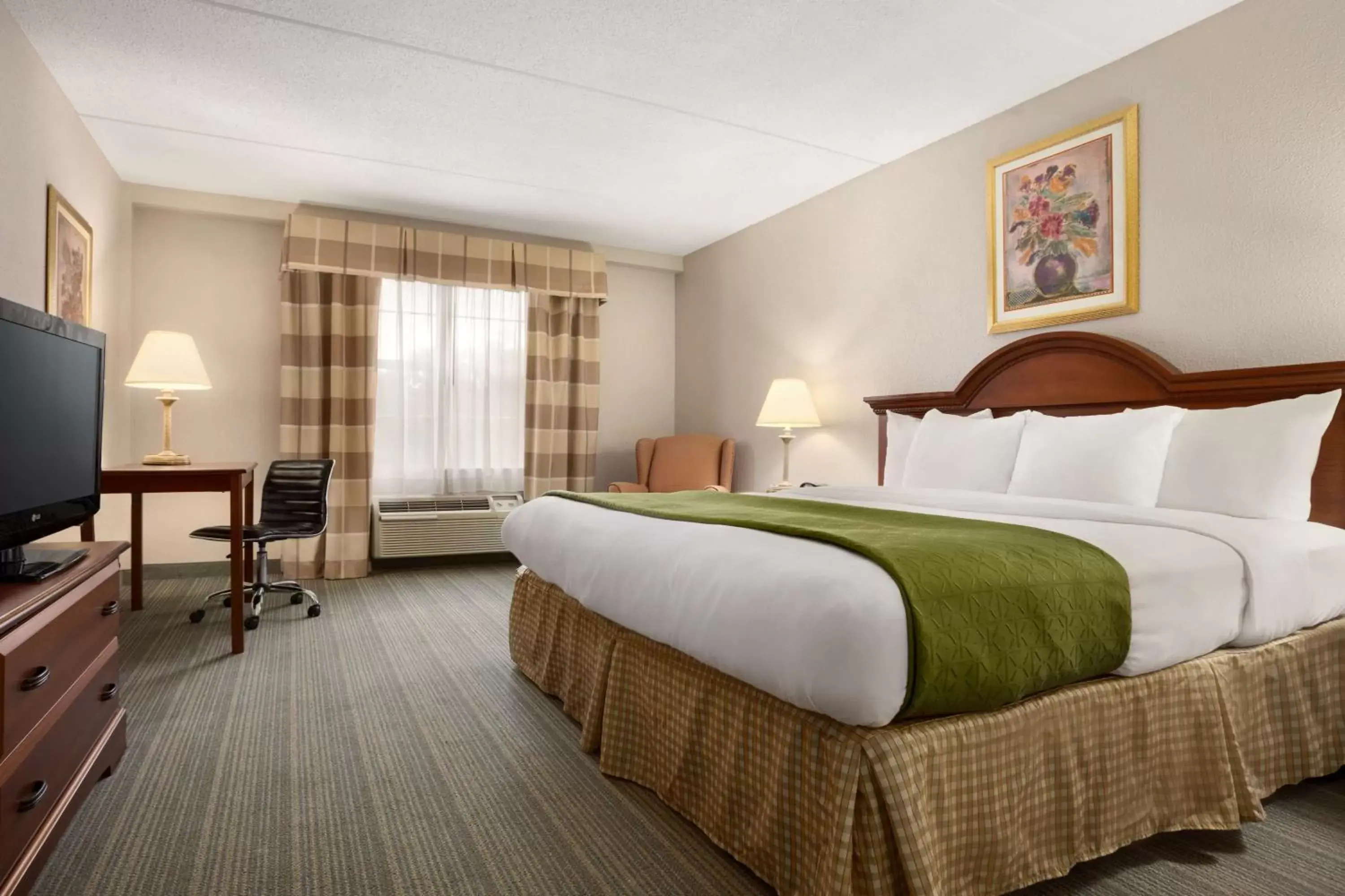 Photo of the whole room, Bed in Country Inn & Suites by Radisson, Charlotte University Place, NC