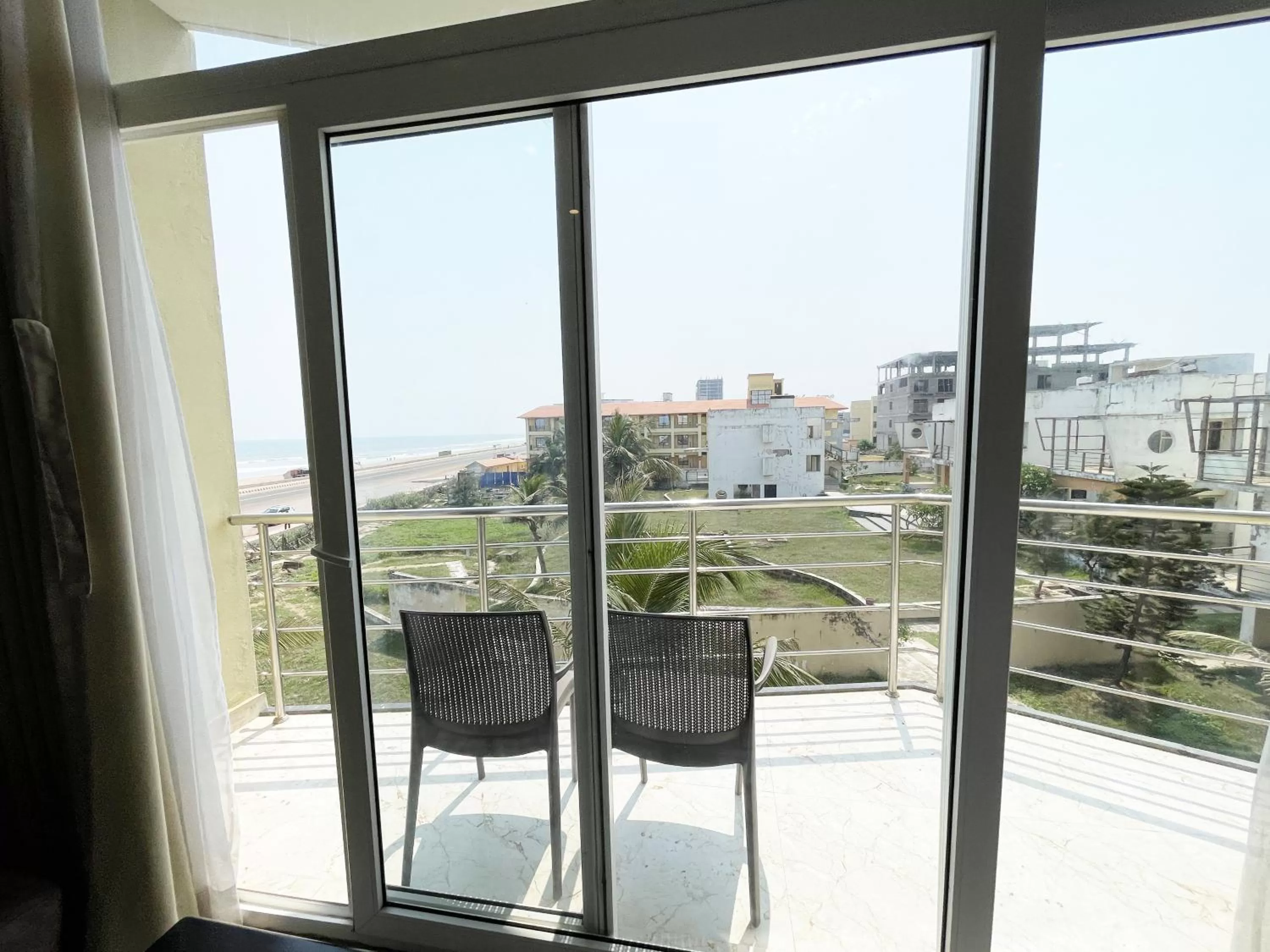 Hotel TBS sea view ! Puri