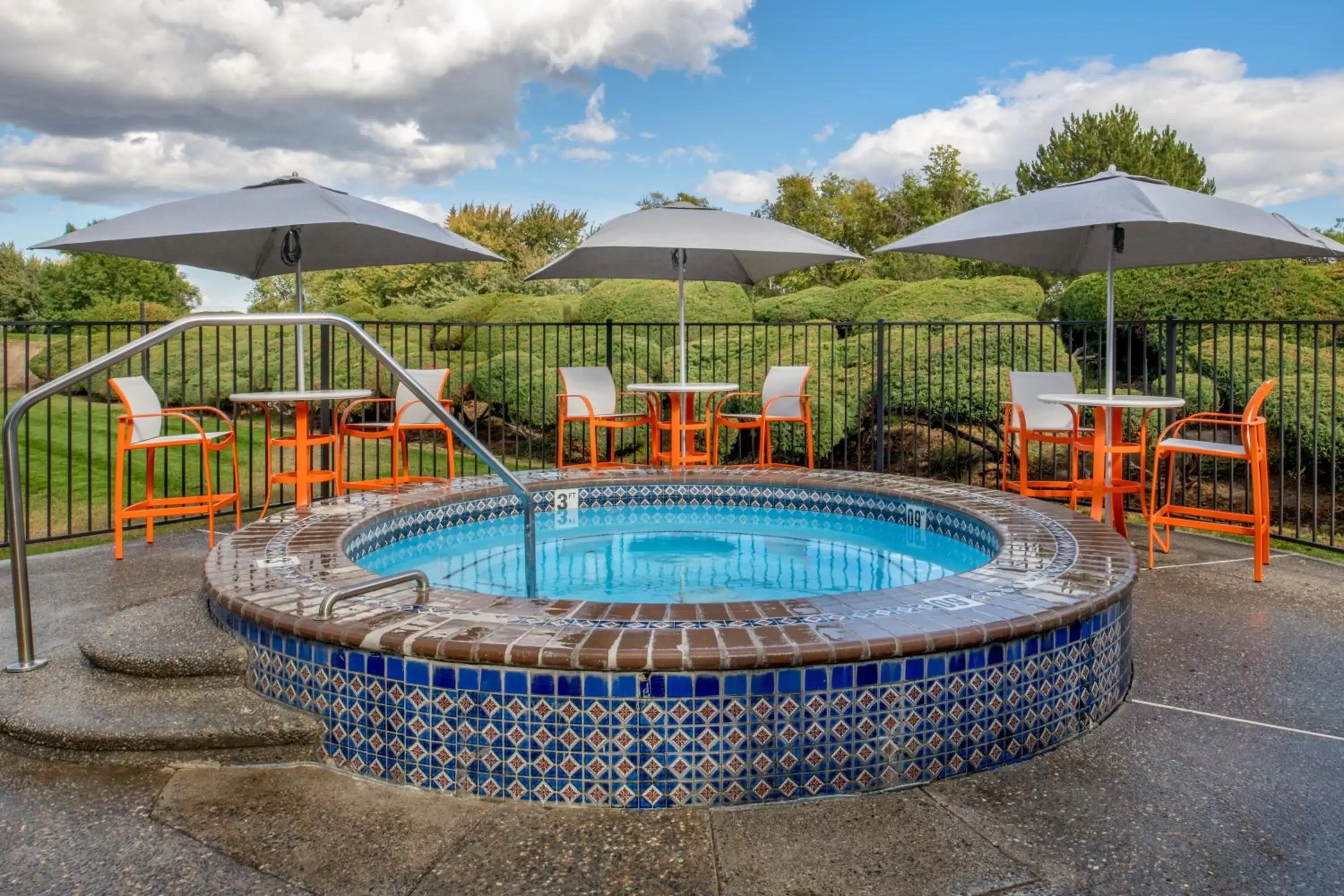 Swimming pool in Holiday Inn Richland on the River by IHG Swimming pool in Holiday Inn Richland on the River by IHG