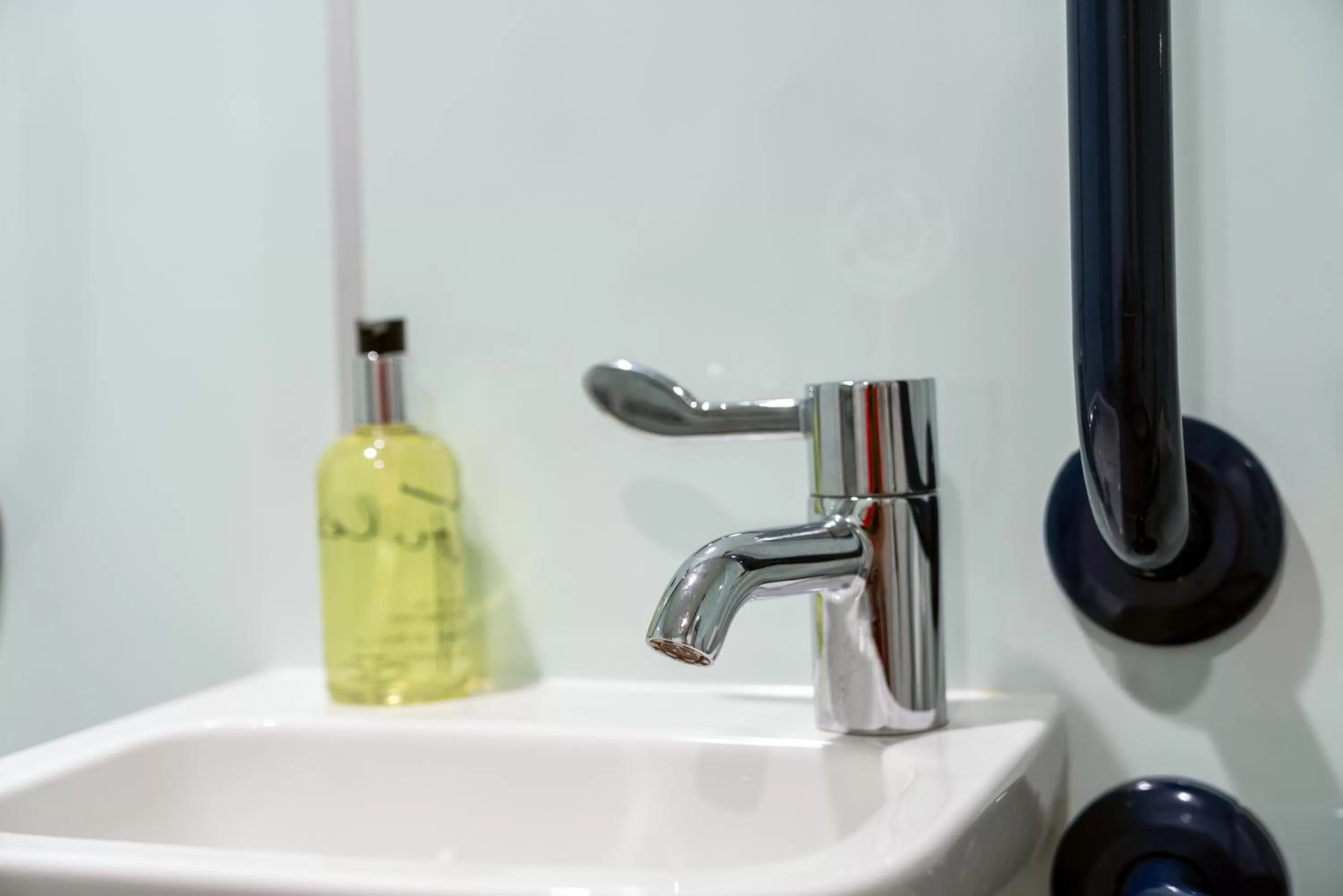 Bathroom in easyHotel Sheffield