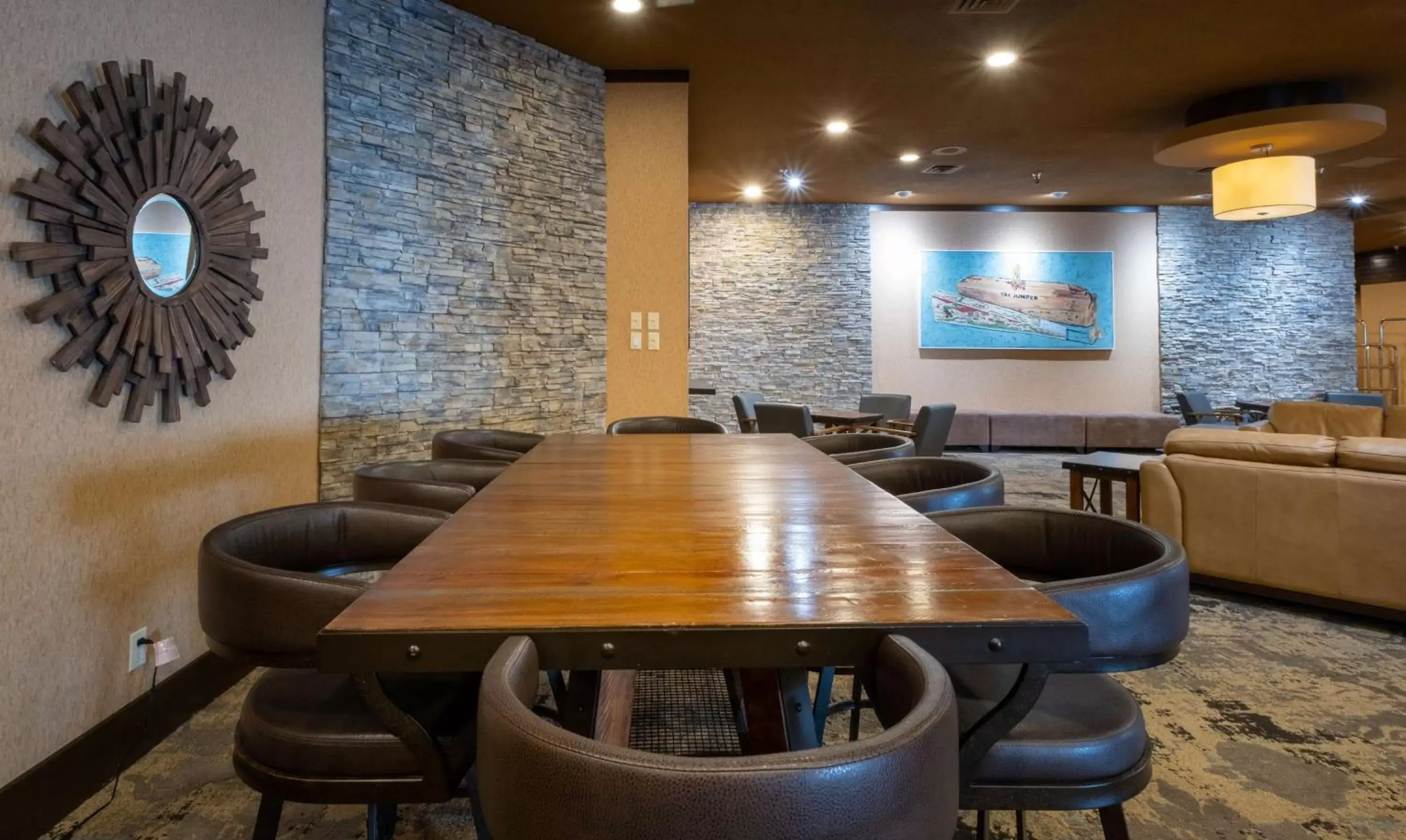 Lobby or reception, Lounge/Bar in Prestige Mountain Resort Rossland