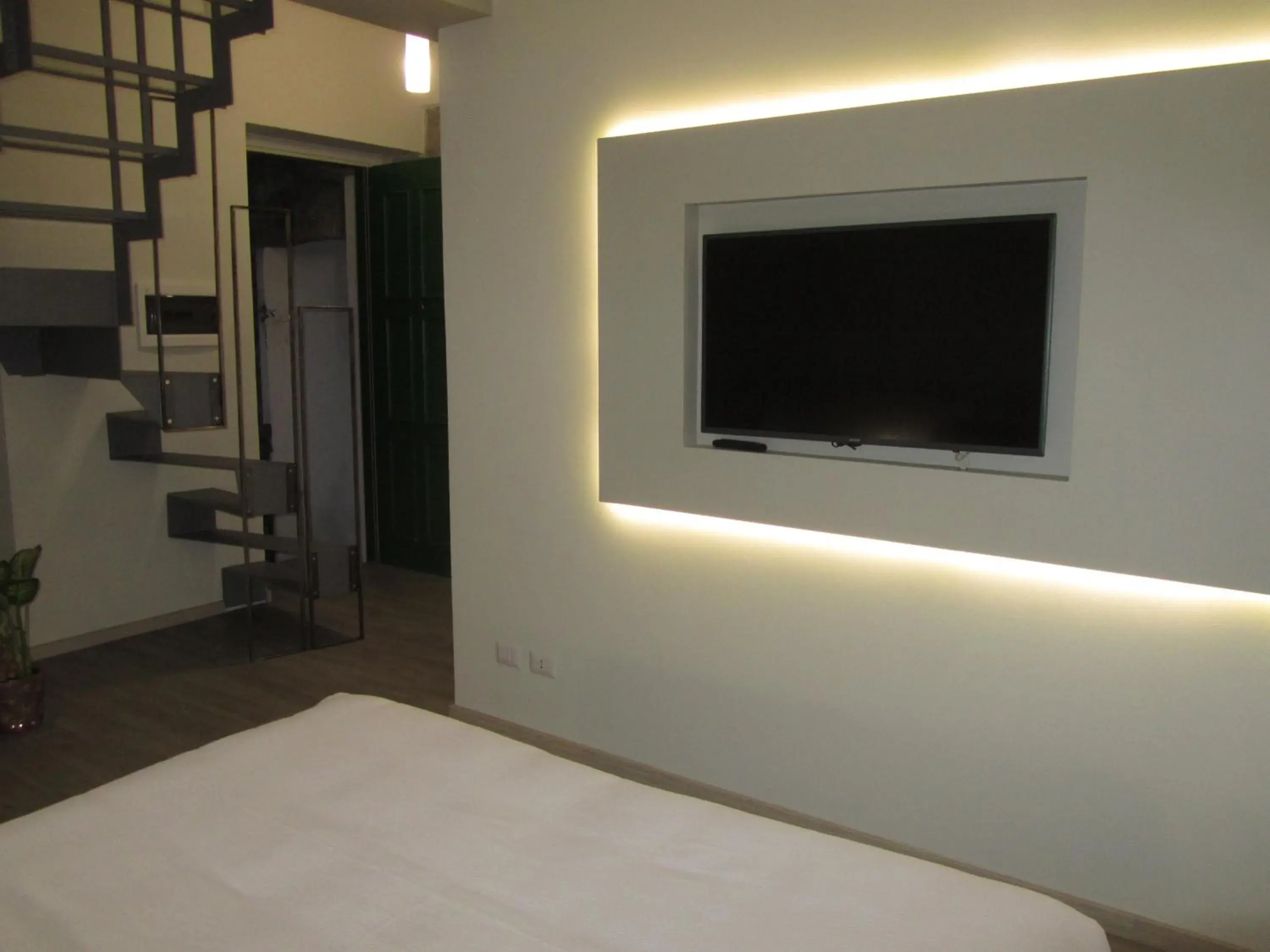 Photo of the whole room, TV/Entertainment Center in Hotel Borgovico