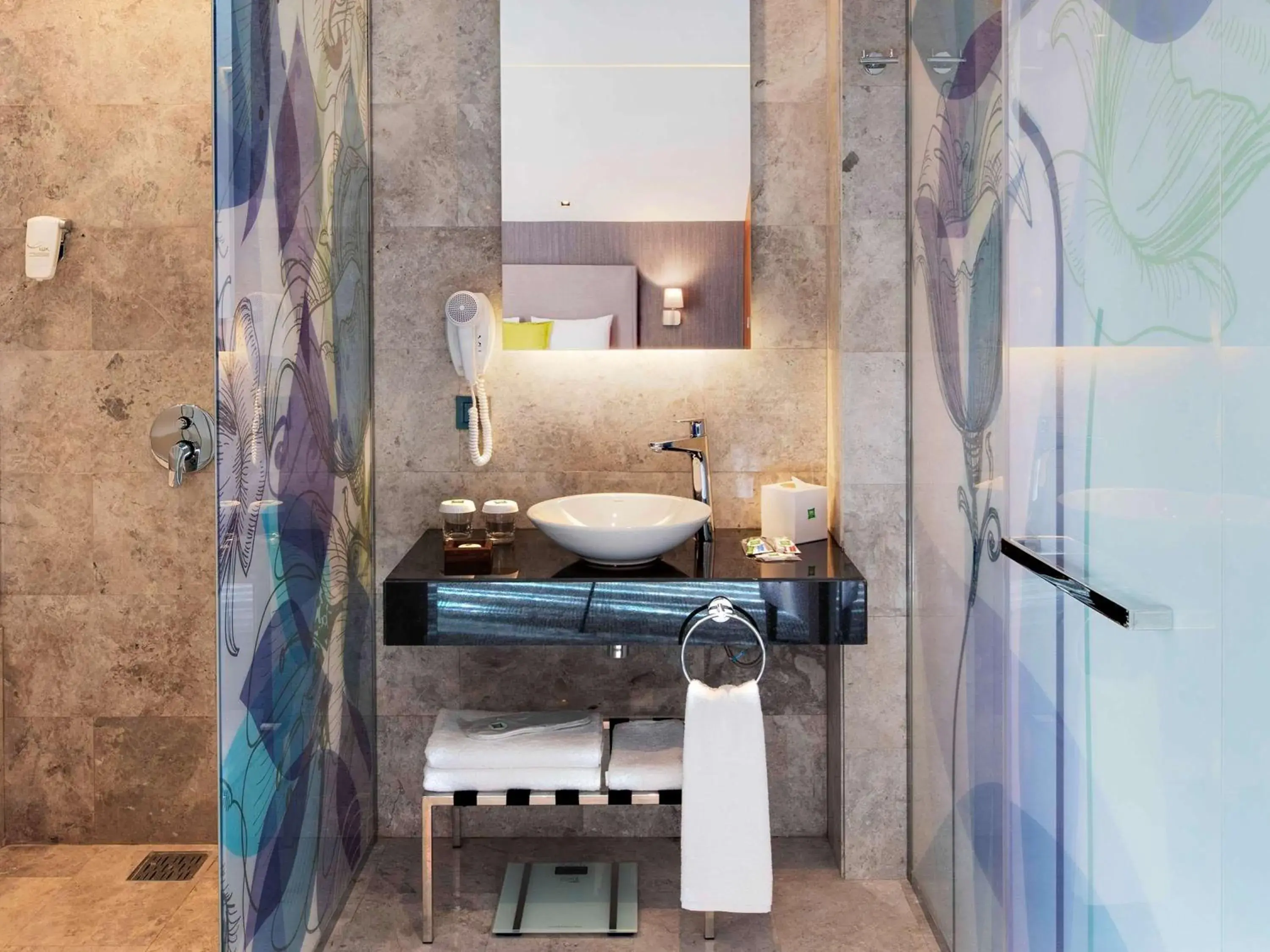 Photo of the whole room, Bathroom in Ibis Styles Istanbul Atasehir