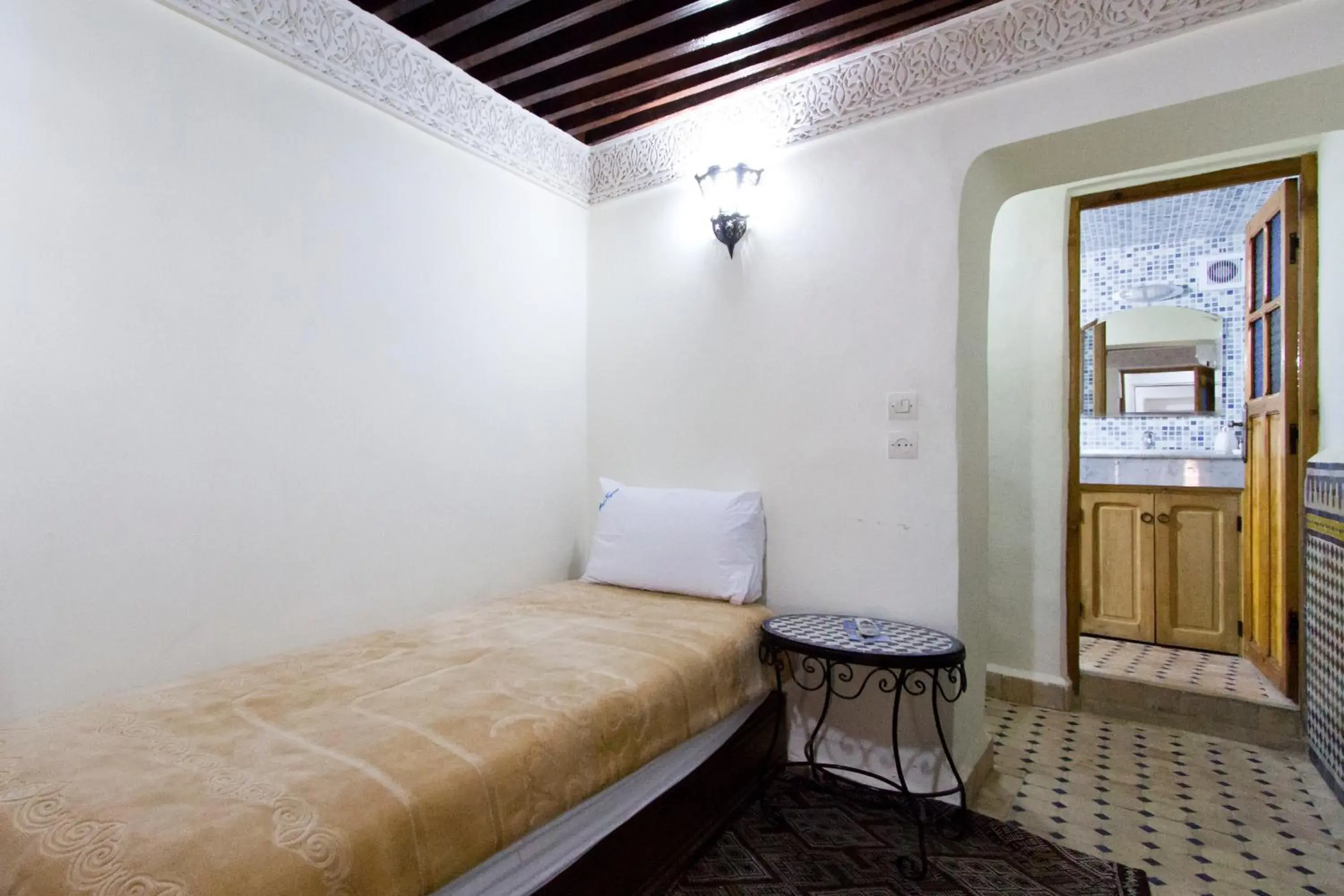 bunk bed, Bed in Riad Taryana