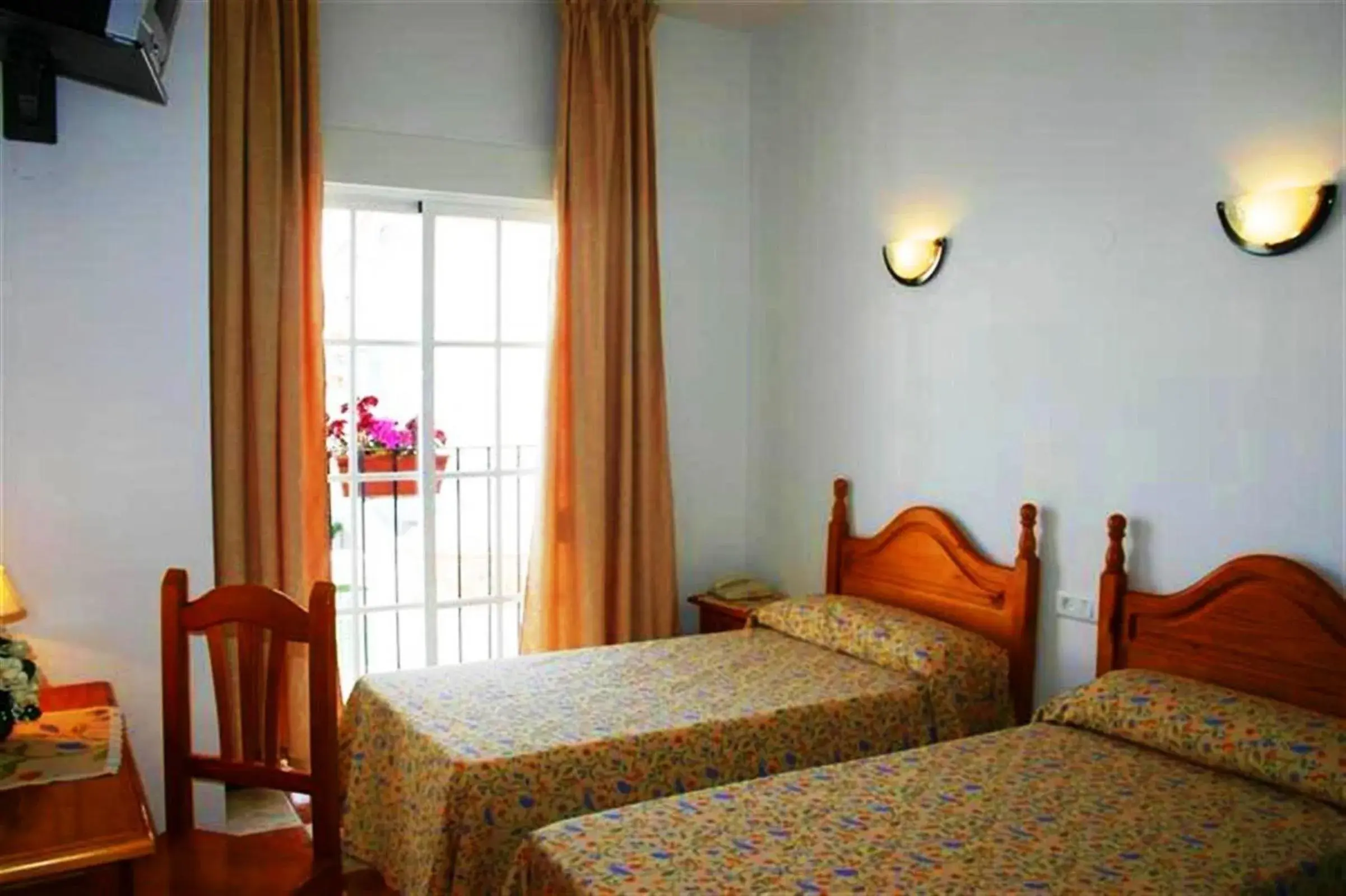 Photo of the whole room, Bed in Hotel Betania