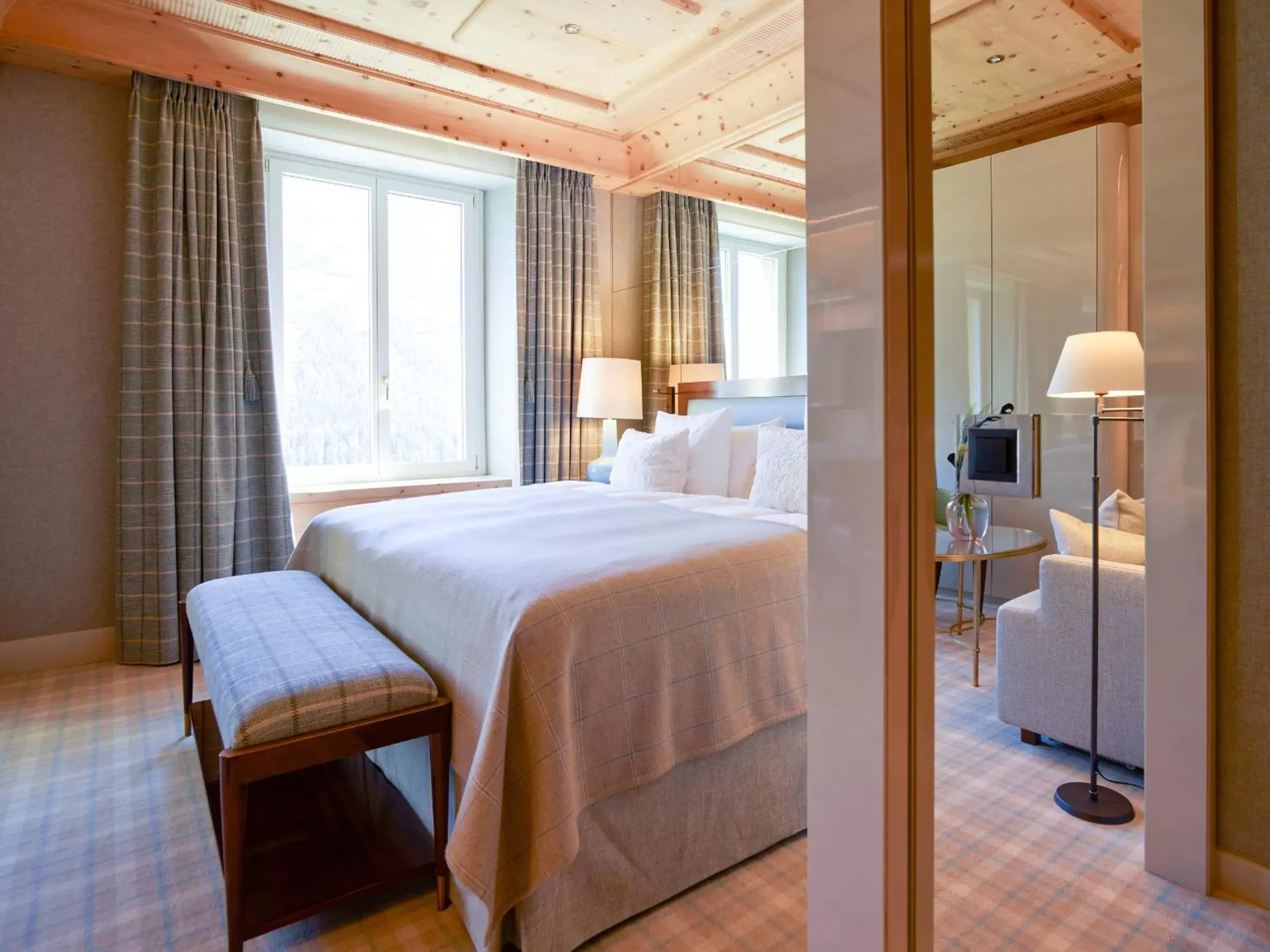 Bed in Kulm Hotel St. Moritz