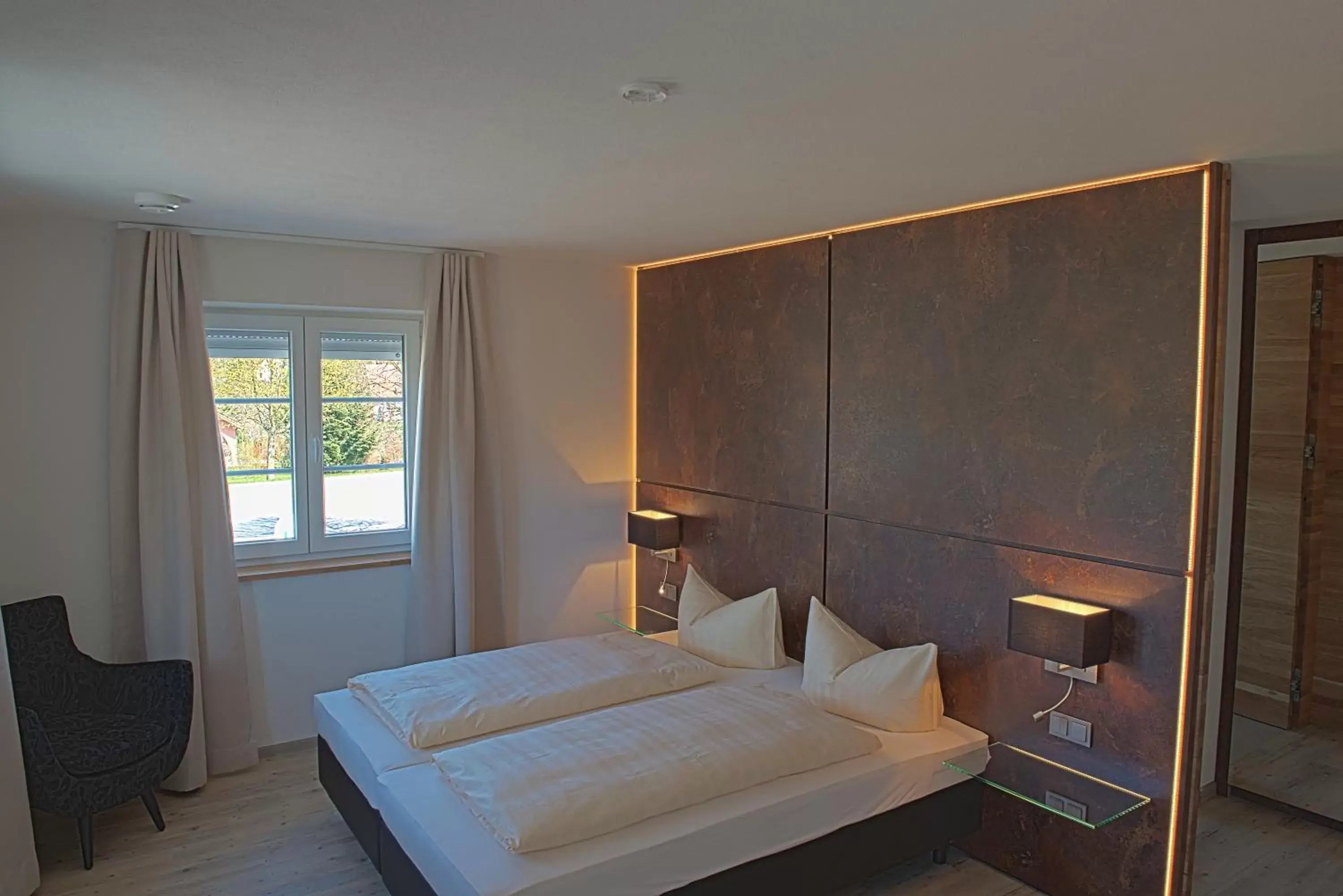 Double Room - single occupancy in Truschwende 4 Double Room - single occupancy in Truschwende 4