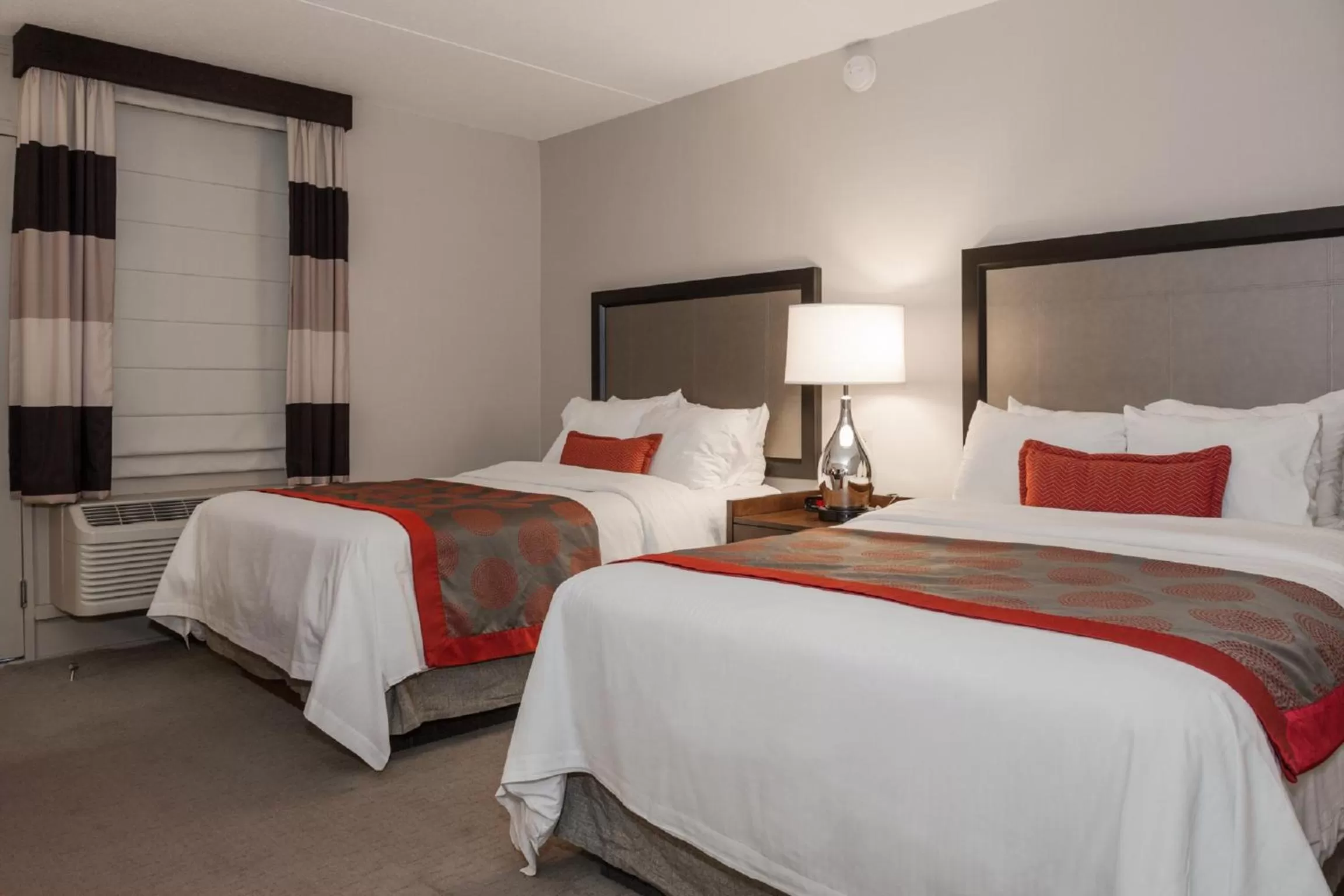Bedroom, Bed in Ramada by Wyndham Boston