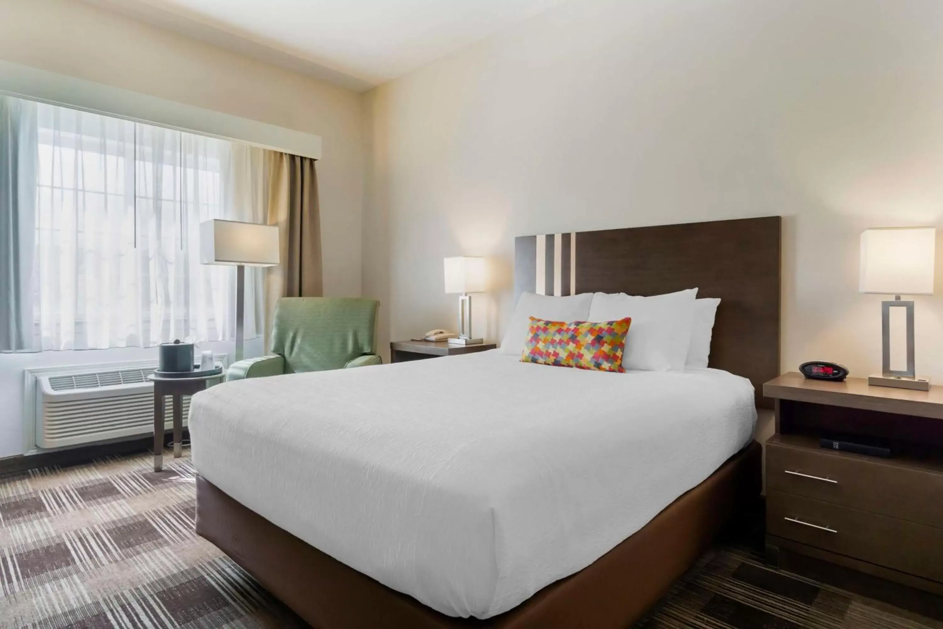 Bedroom, Bed in Best Western Plus The Inn at Horse Heaven Bedroom, Bed in Best Western Plus The Inn at Horse Heaven