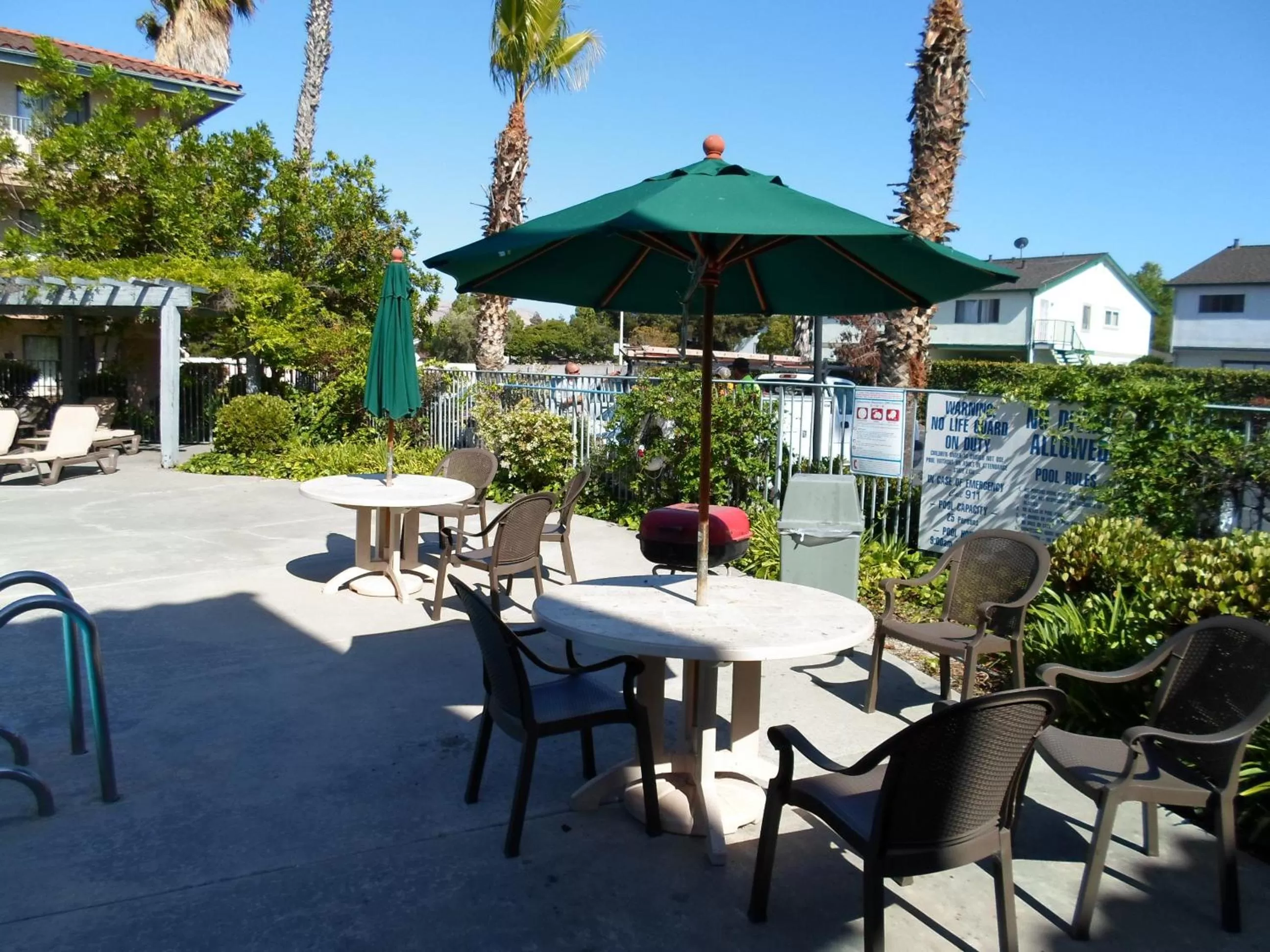 Balcony/Terrace in Days Inn by Wyndham San Jose Airport