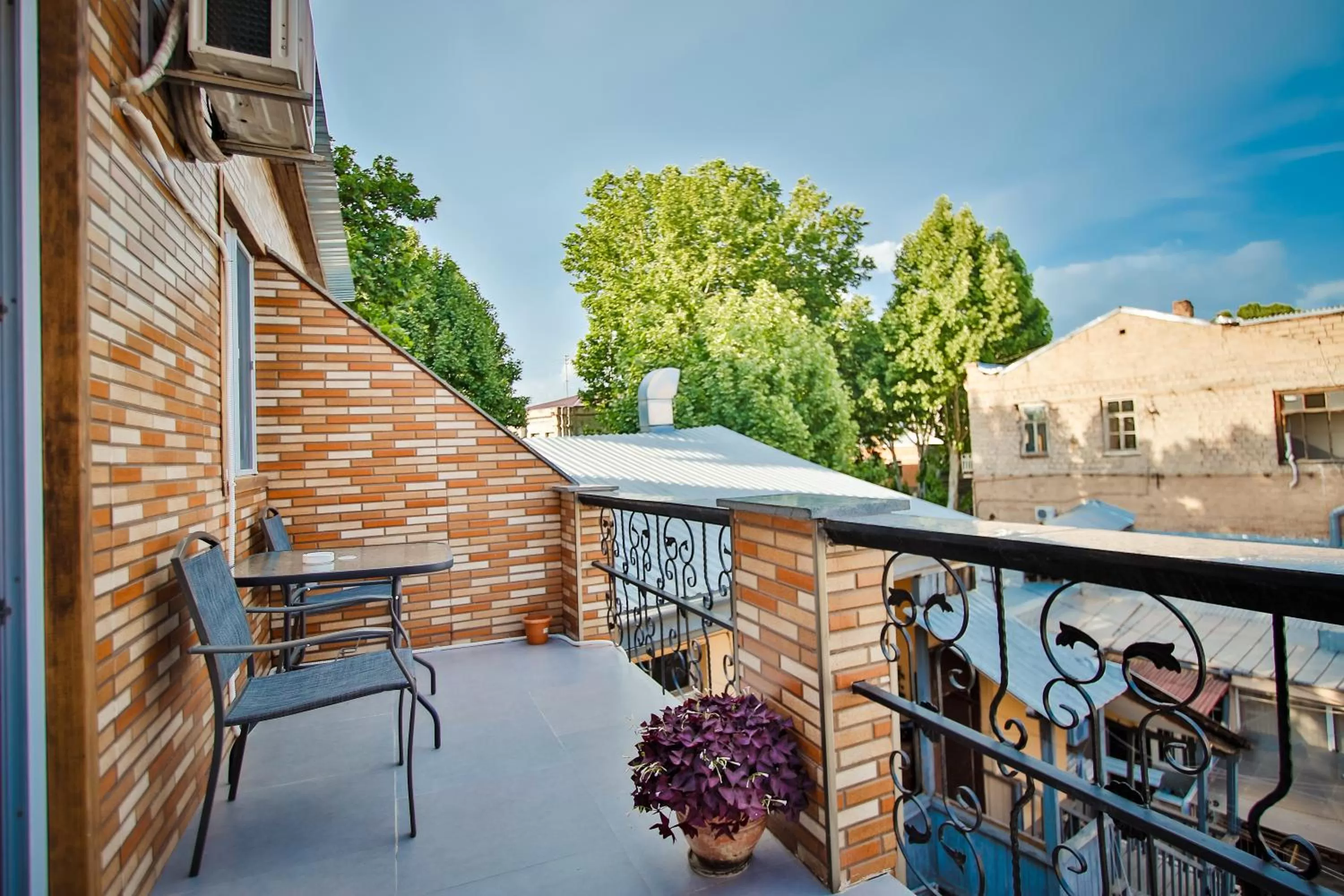 Balcony/Terrace in Freedom Square Apart Hotel
