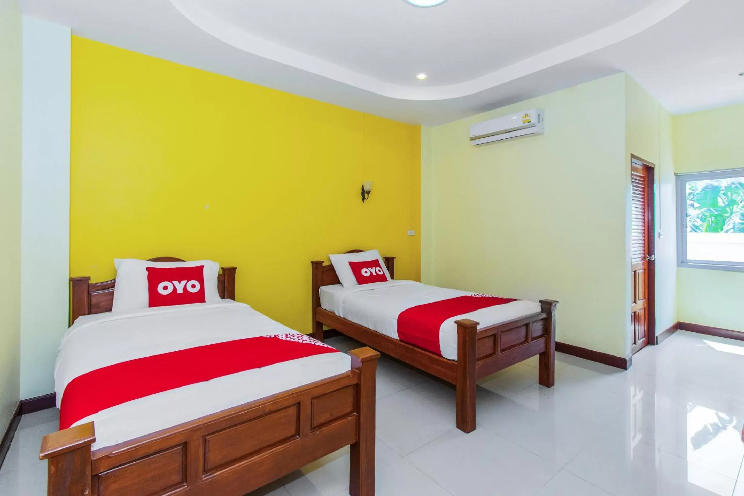Photo of the whole room, Bed in OYO 628 Dao Krajang