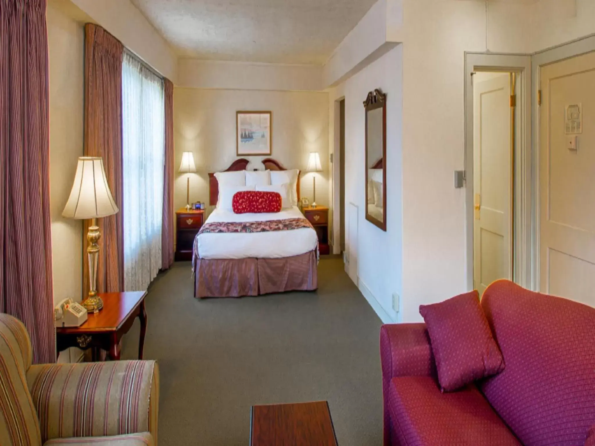 Junior Suite in Historic Anchorage Hotel