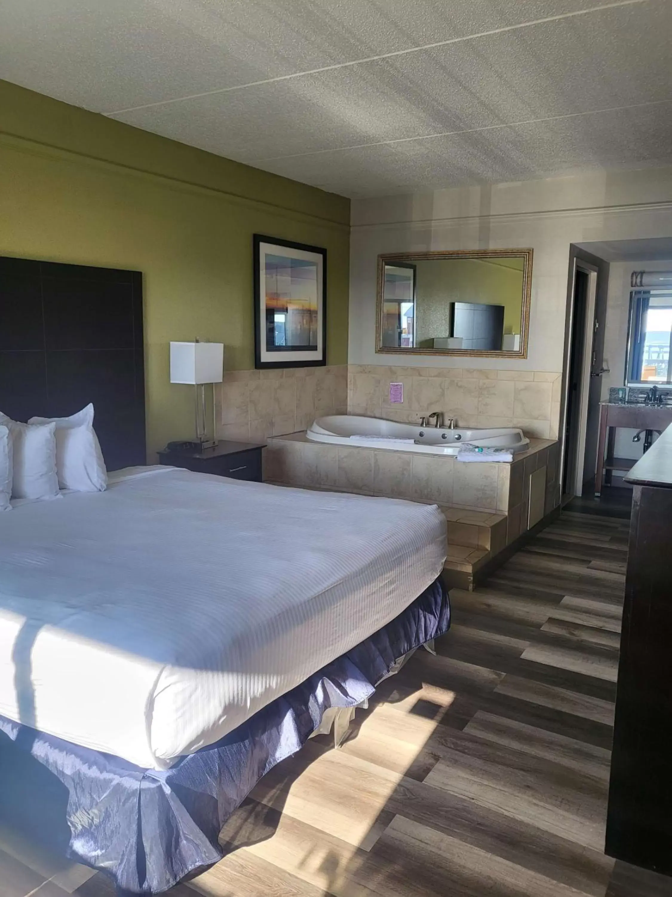 Bedroom, Bed in Best Western Kent Narrows Inn