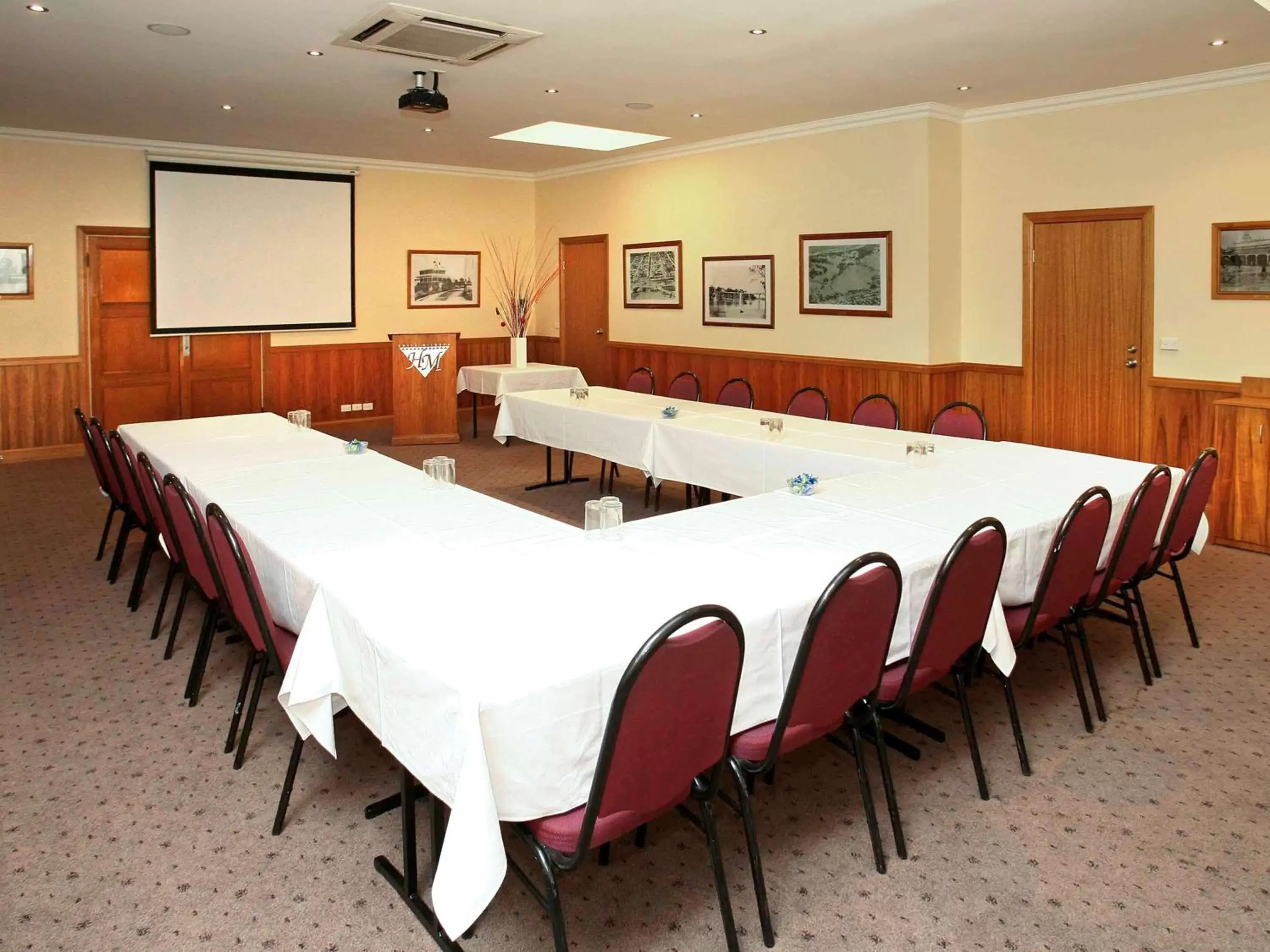 Meeting/conference room in Mercure Hotel Mildura