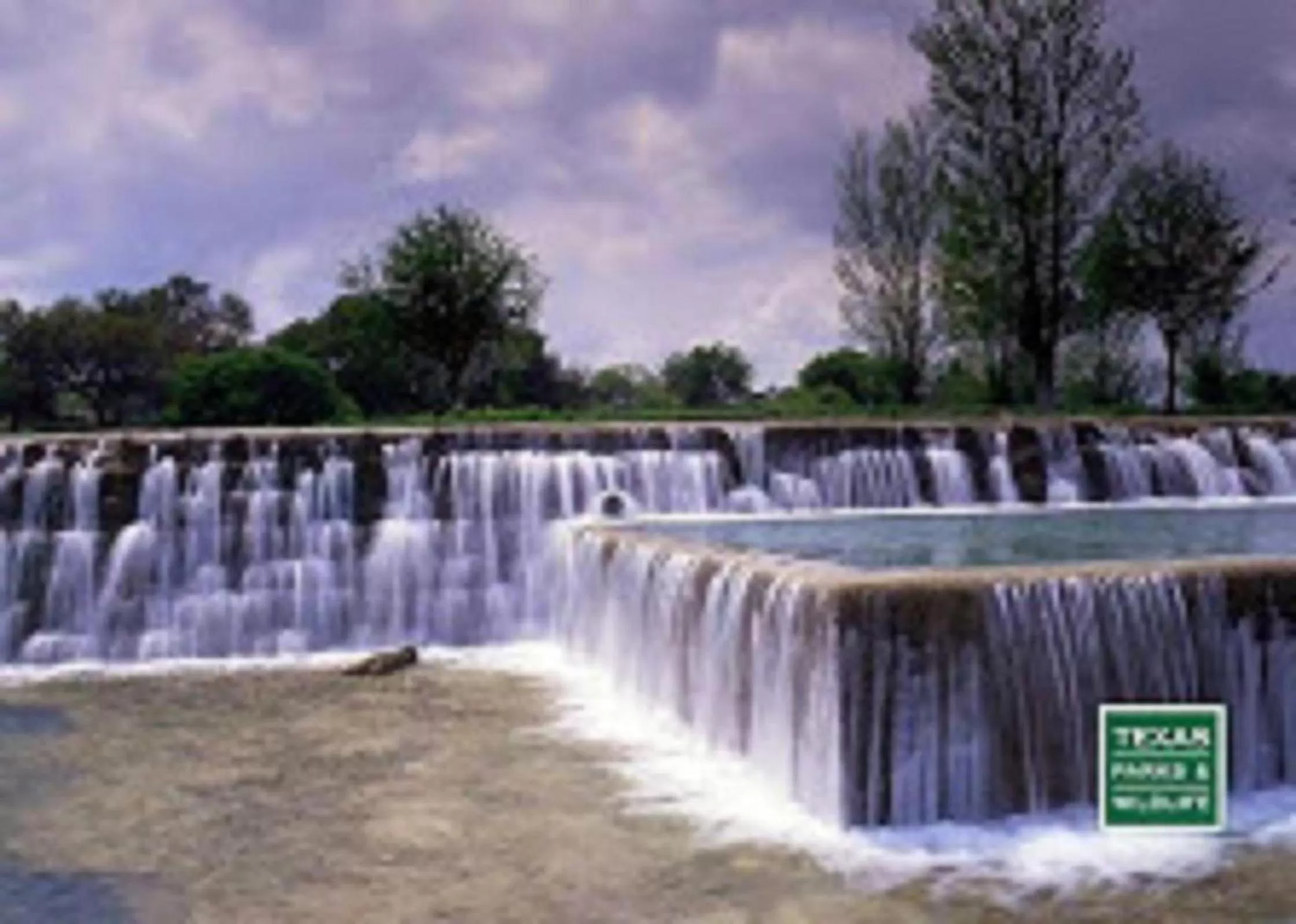Natural landscape in Blanco Riverside Cottages