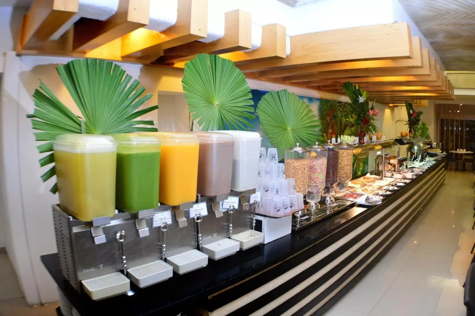 Buffet breakfast in Cancun Bay Resort - All Inclusive