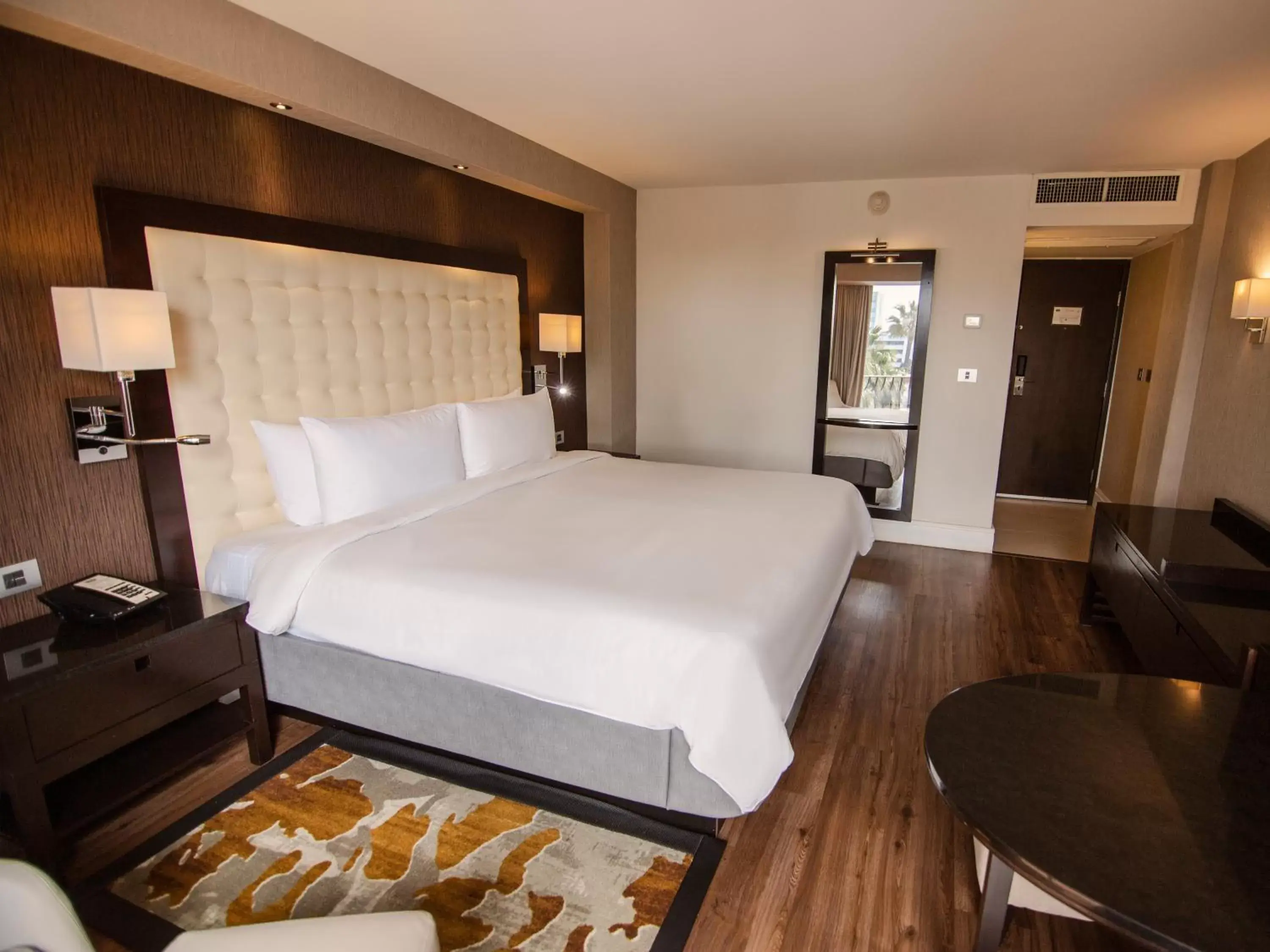 Bed in Hotel Lucerna Tijuana