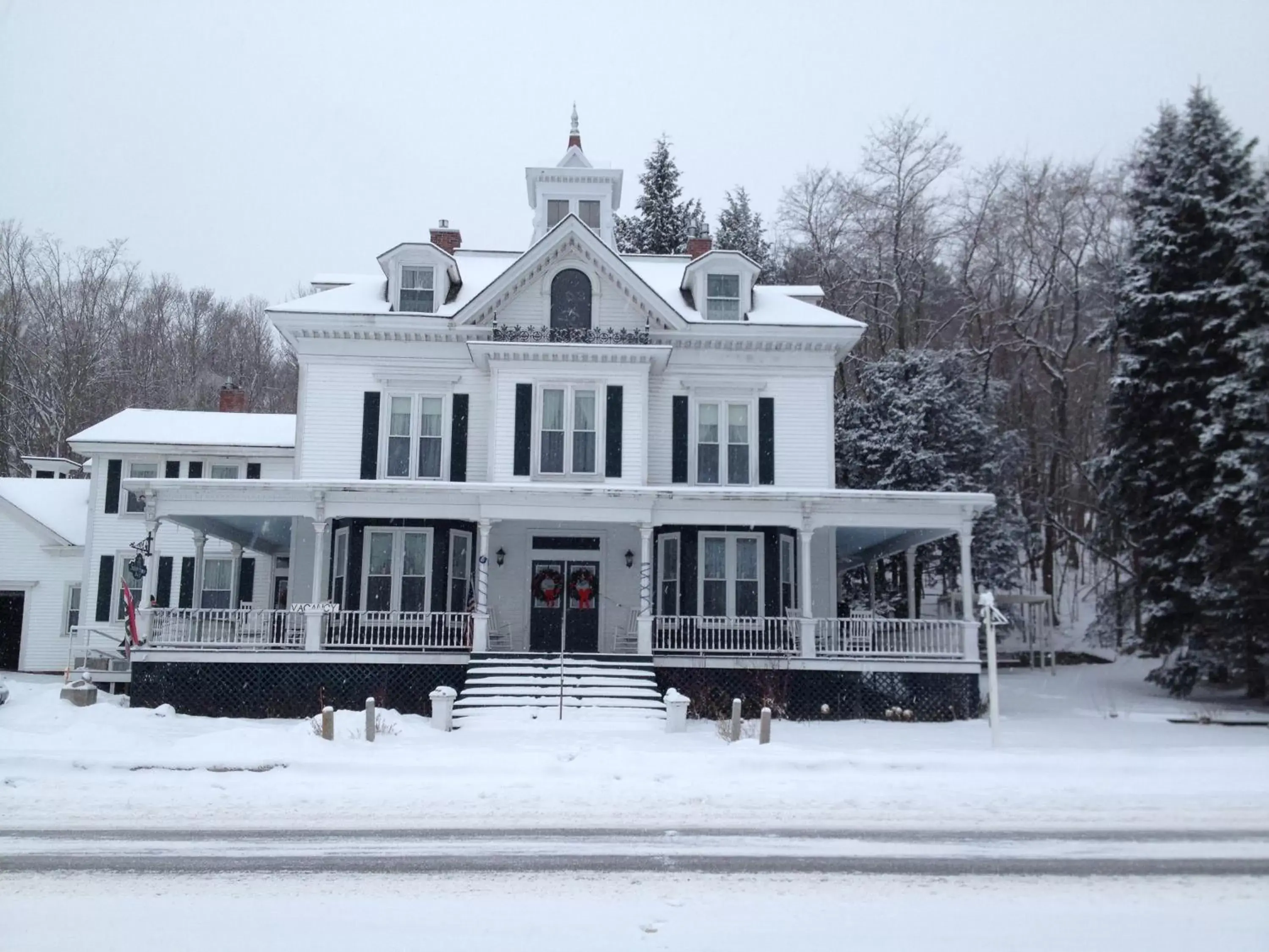 Facade/entrance, Winter in Center Harbor Sutton House B & B