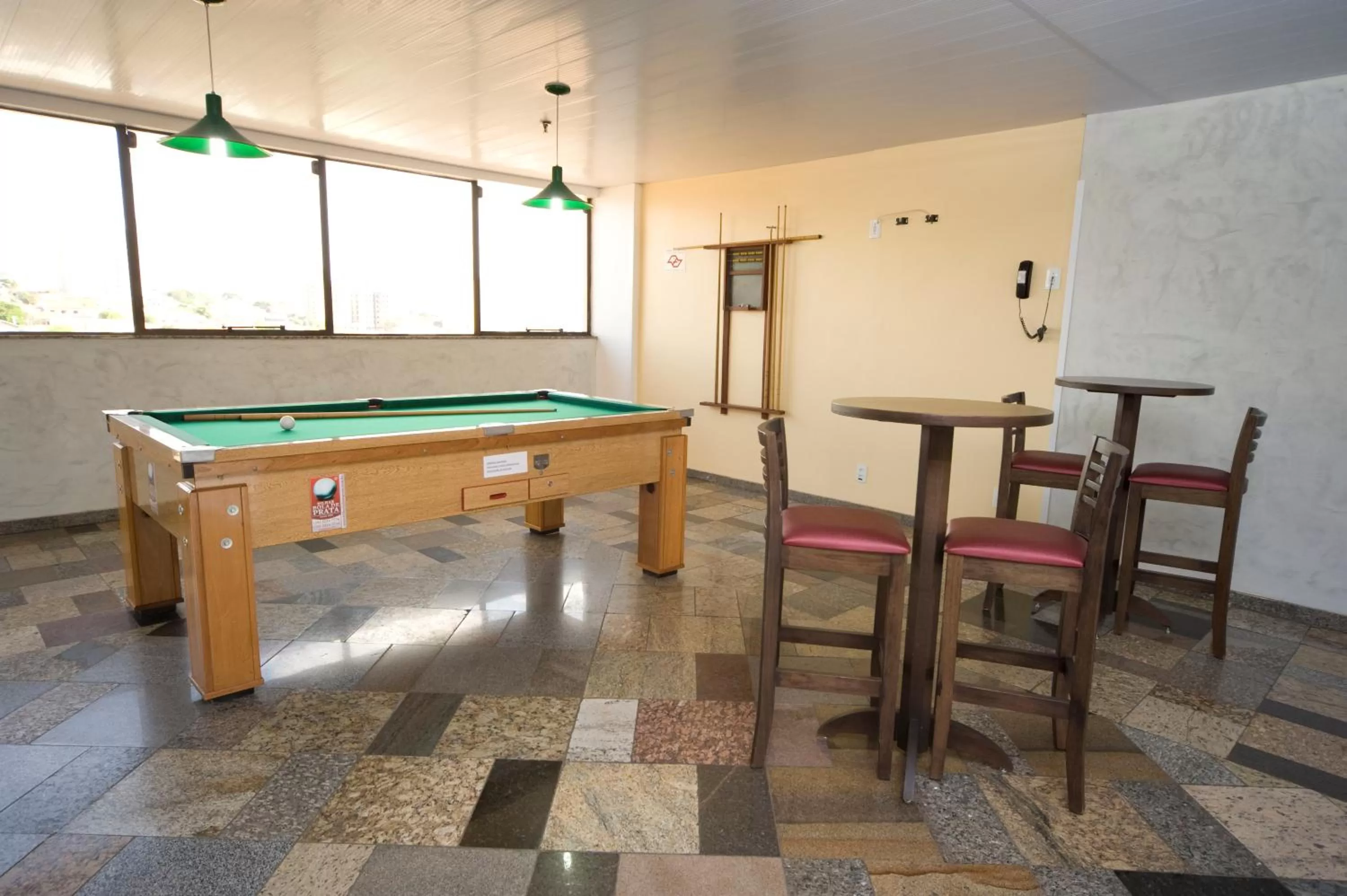 Billiard in Hotel Nacional Inn Campinas Trevo