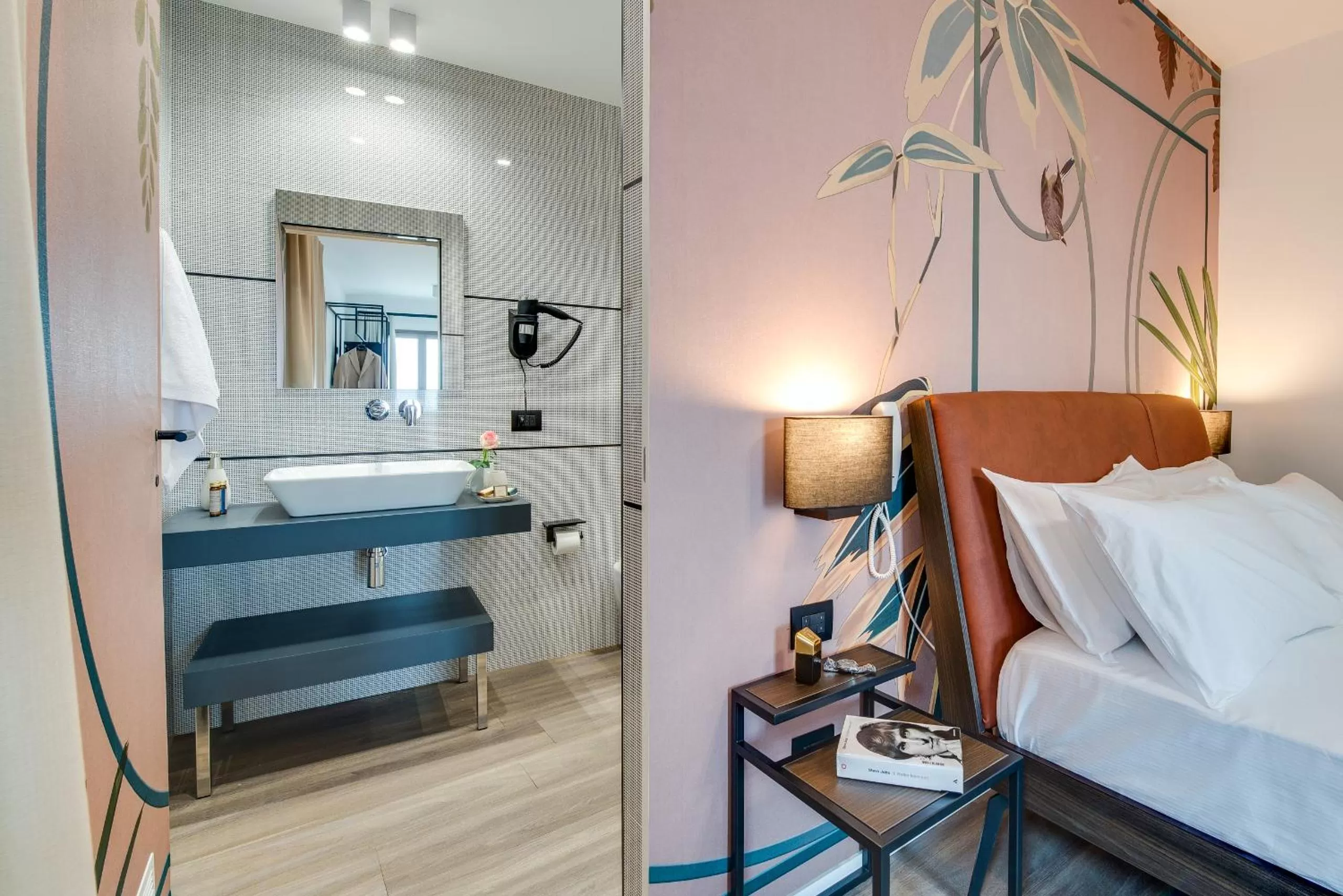 Photo of the whole room, Bed in RoccaRegina Hotel