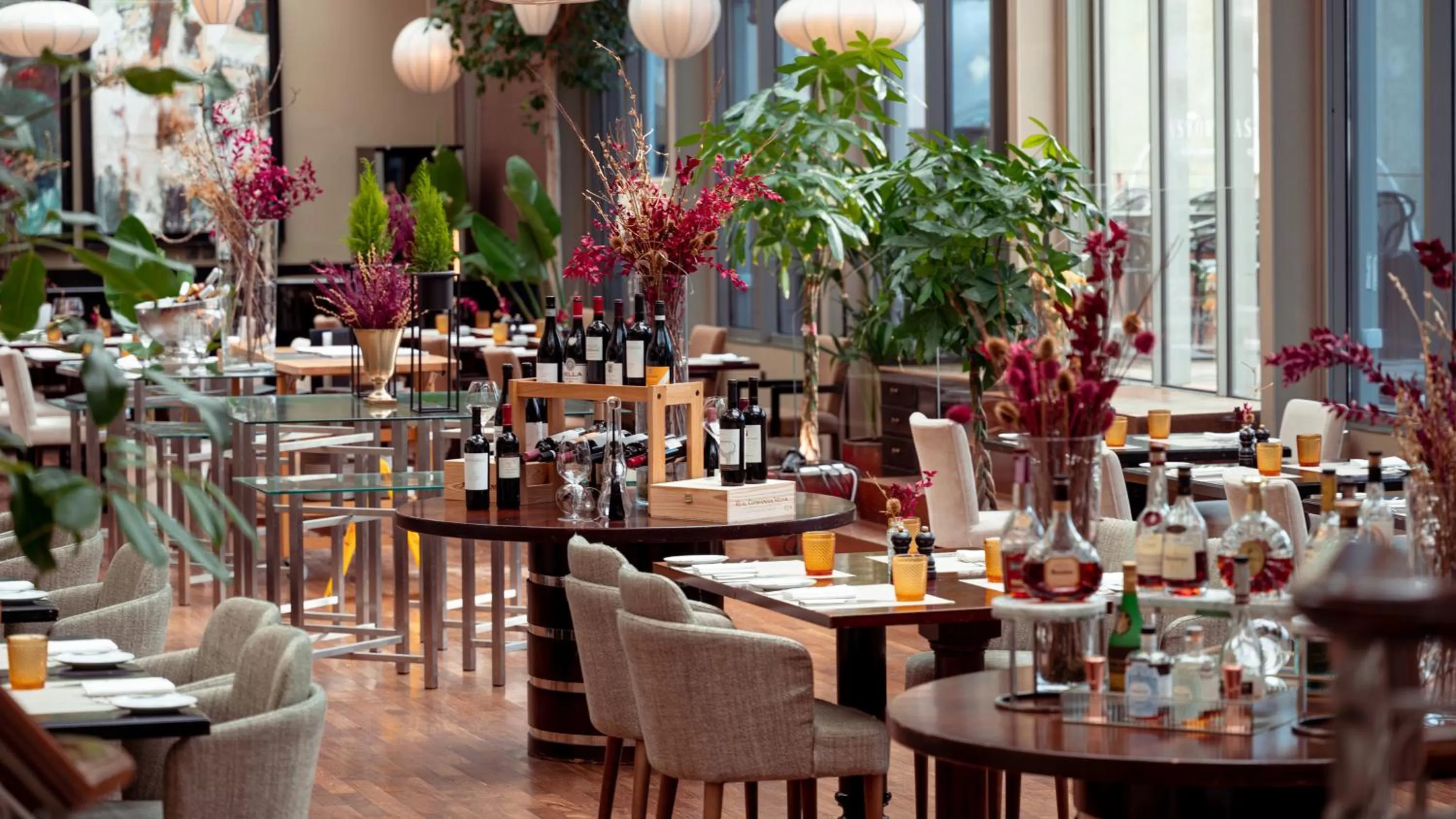 Restaurant/places to eat in InterContinental Porto - Palacio das Cardosas by IHG