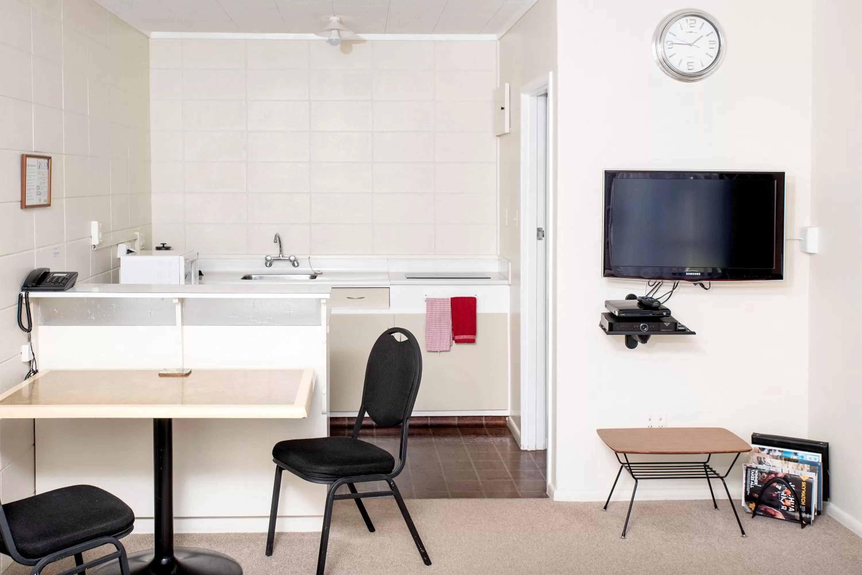 Photo of the whole room in Tourist Court Motel