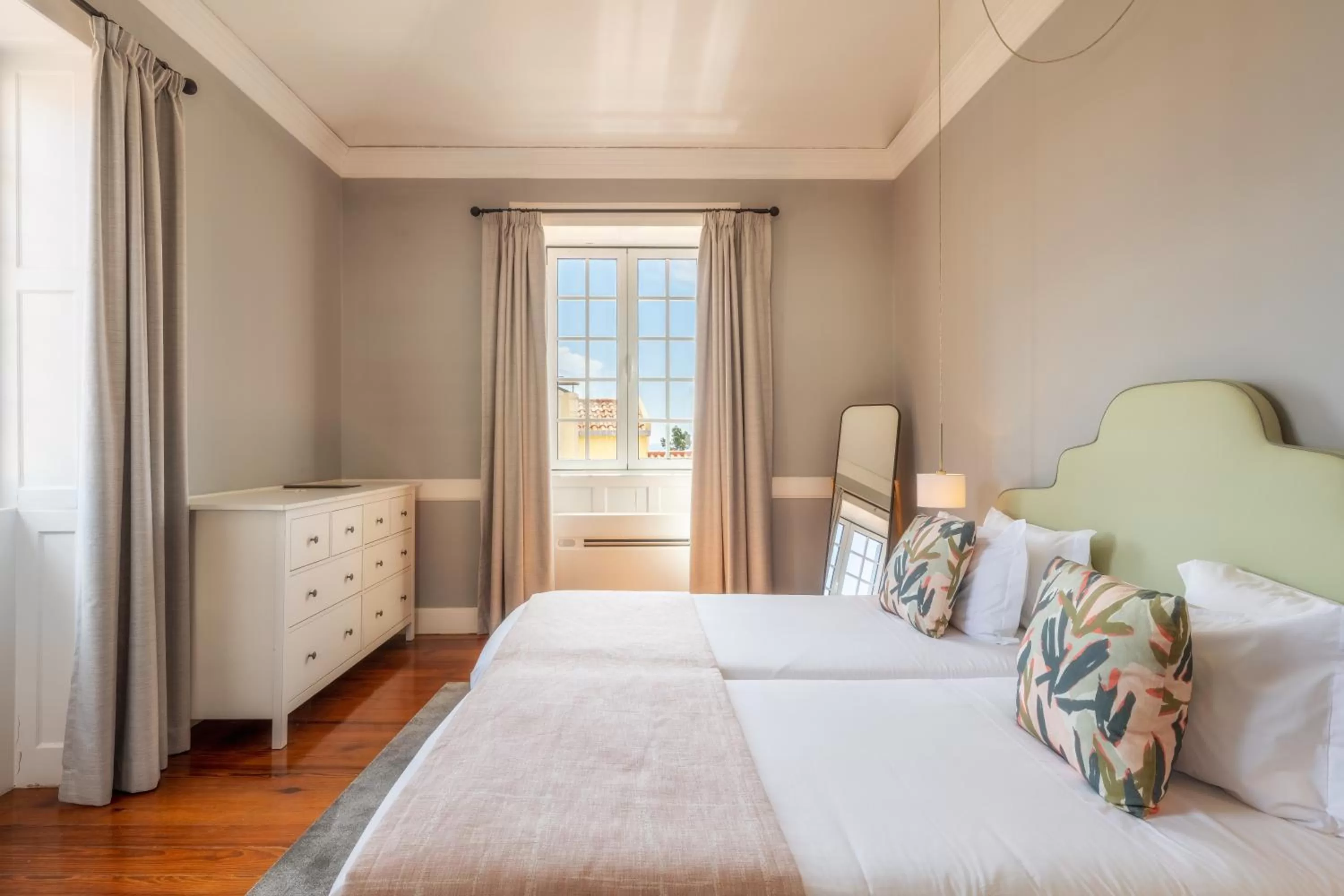 Bedroom, Bed in The Wine Lodges by An Island Apart