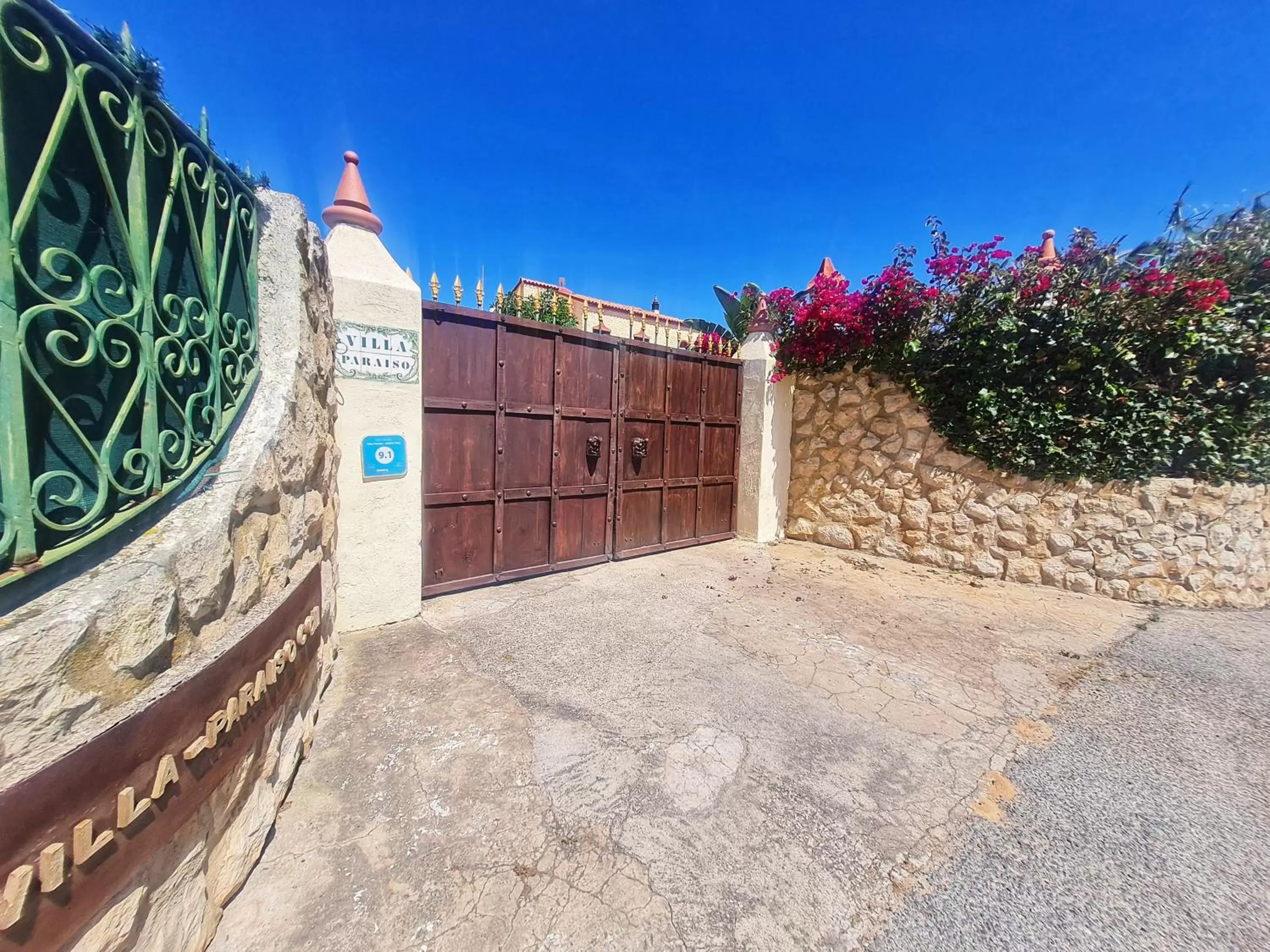 Facade/entrance, Property Building in Villa Paraiso - Naturism Optional Adults Only