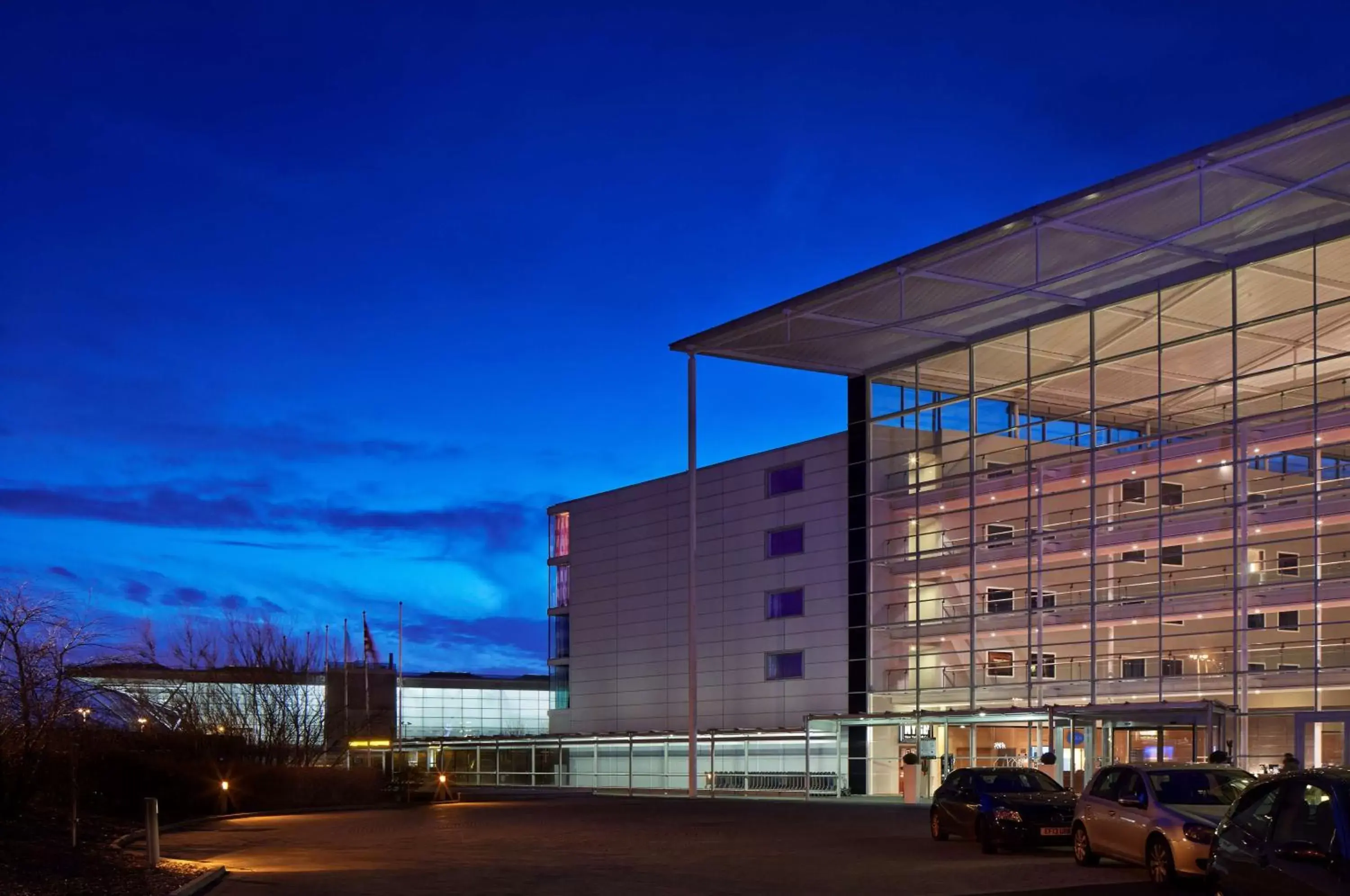 Property Building in Radisson Blu Hotel London Stansted Airport
