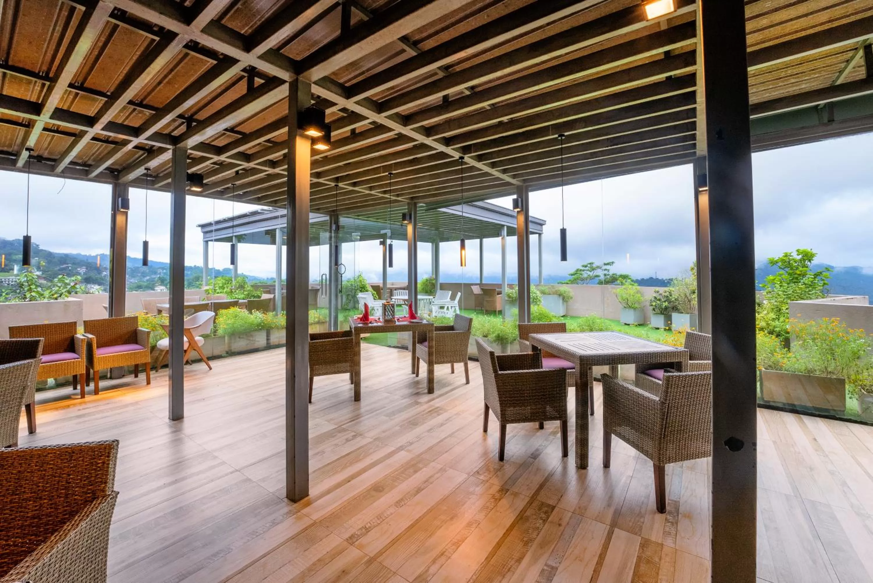 Lounge or bar in Skyloft Kandy by Aaradhya