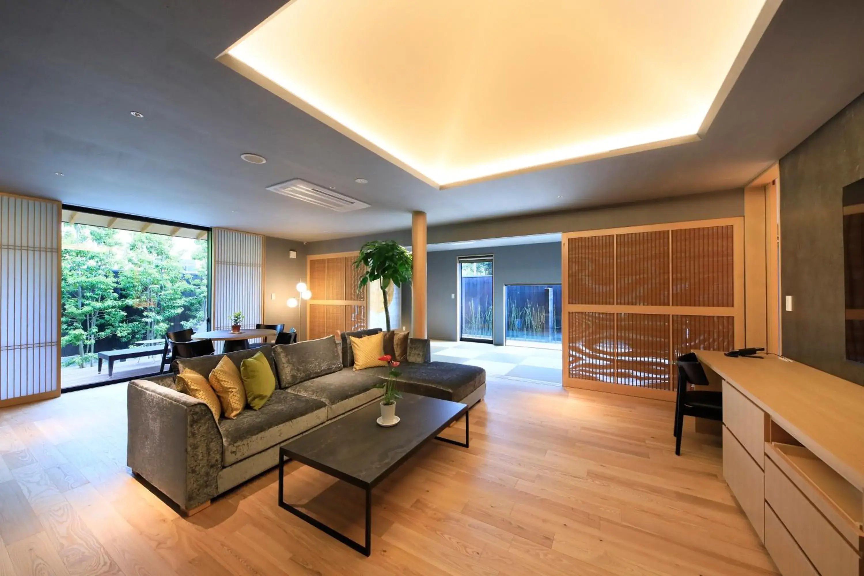 Living room, Seating Area in Fuji Onsenji Yumedono