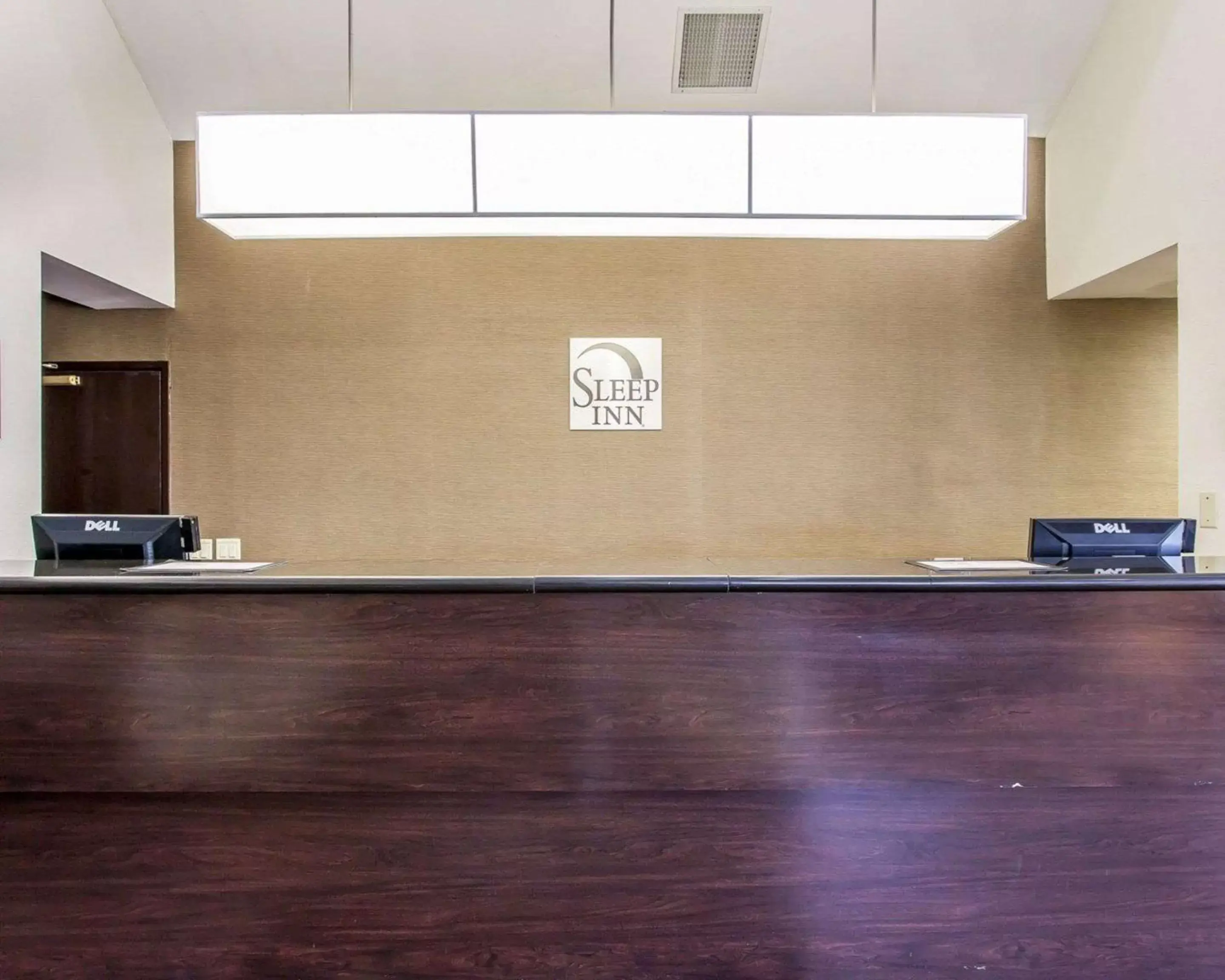 Lobby or reception in Sleep Inn & Suites Near I-90 and Ashtabula Lobby or reception in Sleep Inn & Suites Near I-90 and Ashtabula