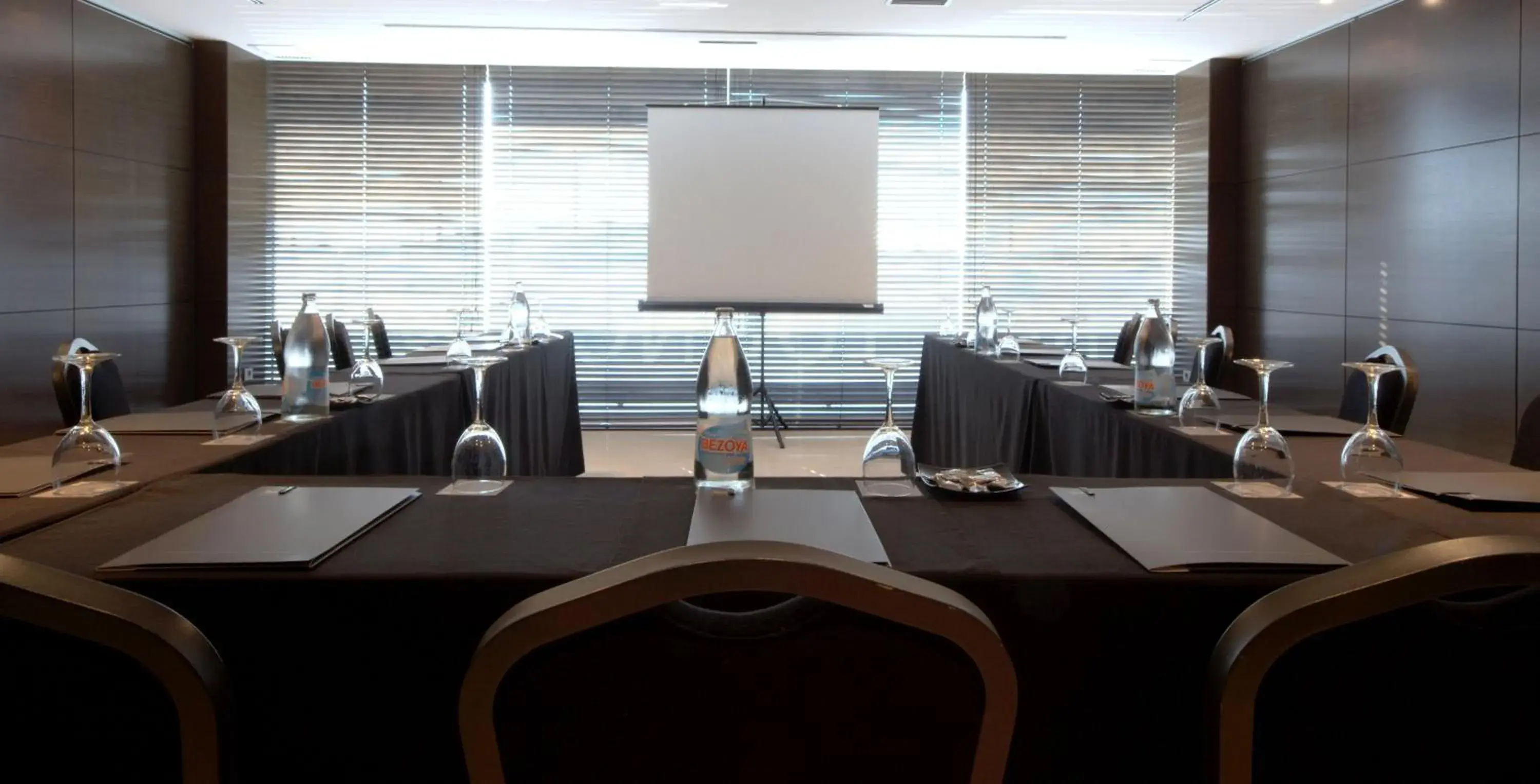 Meeting/conference room in Hotel Zenit Pamplona