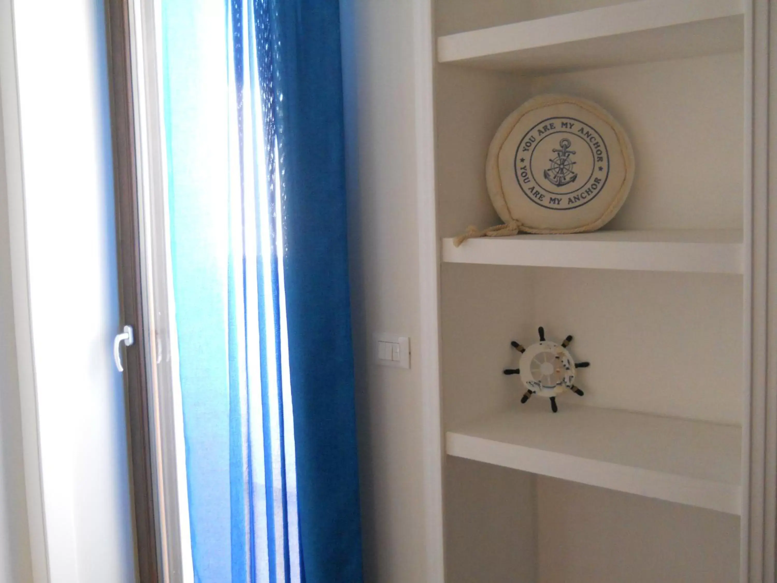 Decorative detail, Bathroom in La Creta b&b