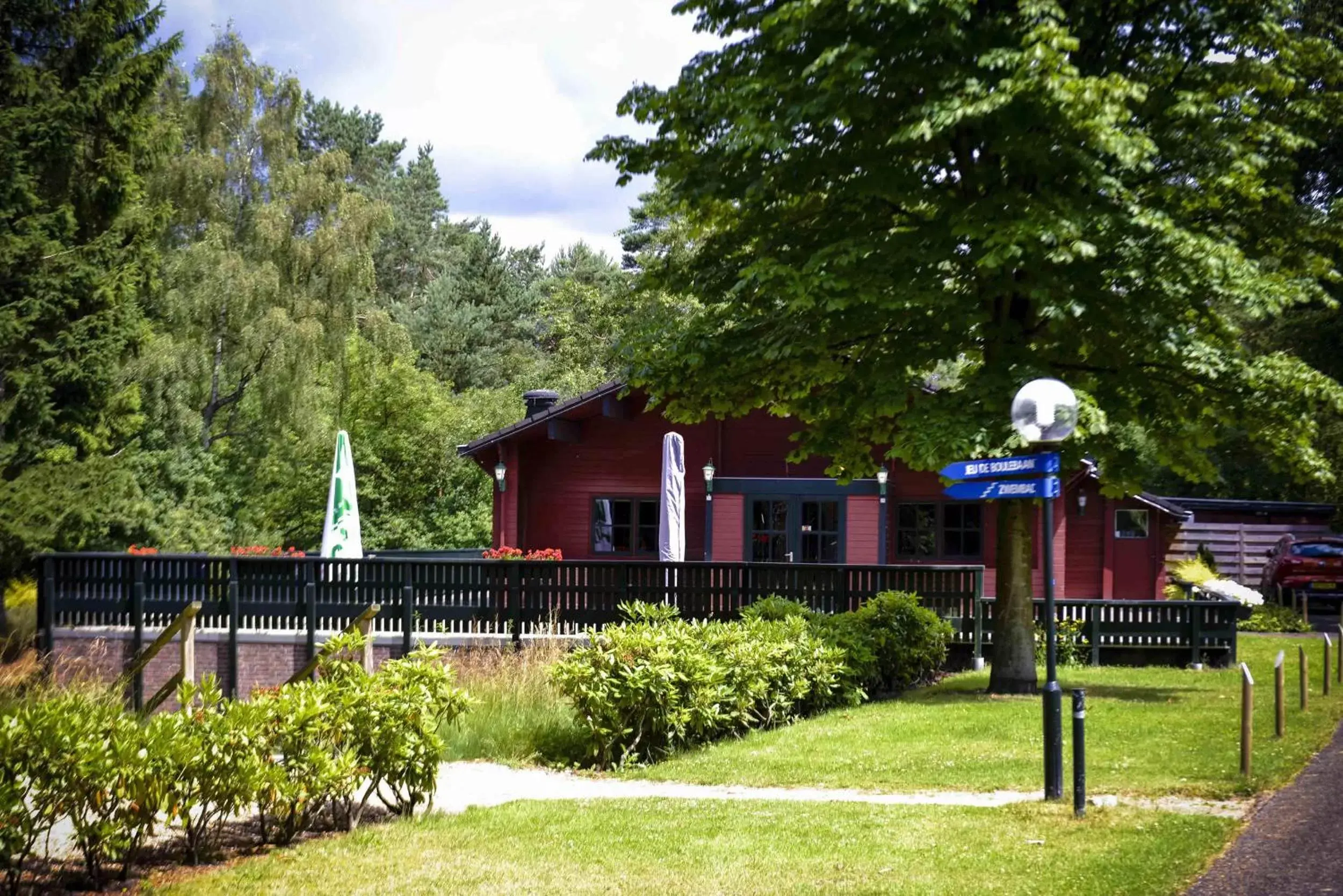 Facade/entrance, Property Building in Fletcher Hotel Restaurant De Wipselberg-Veluwe