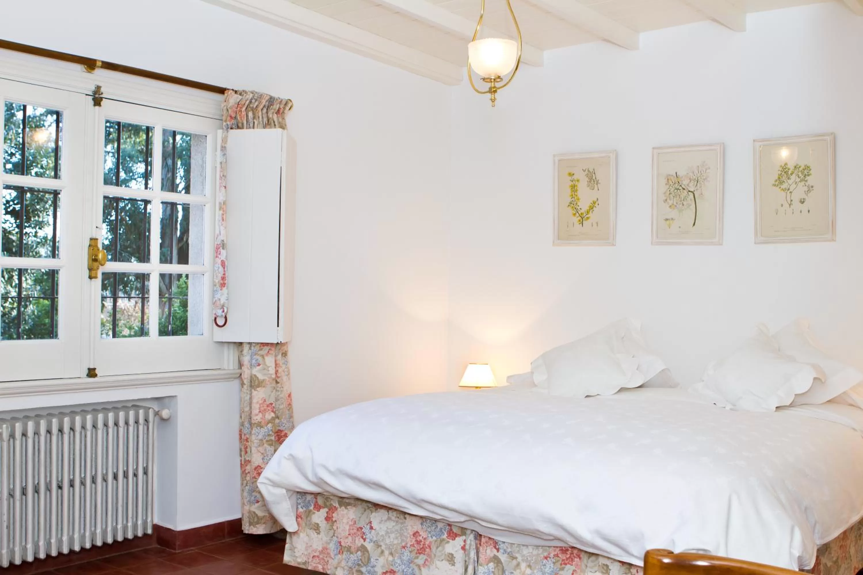 Decorative detail, Bed in Estancia Ave María